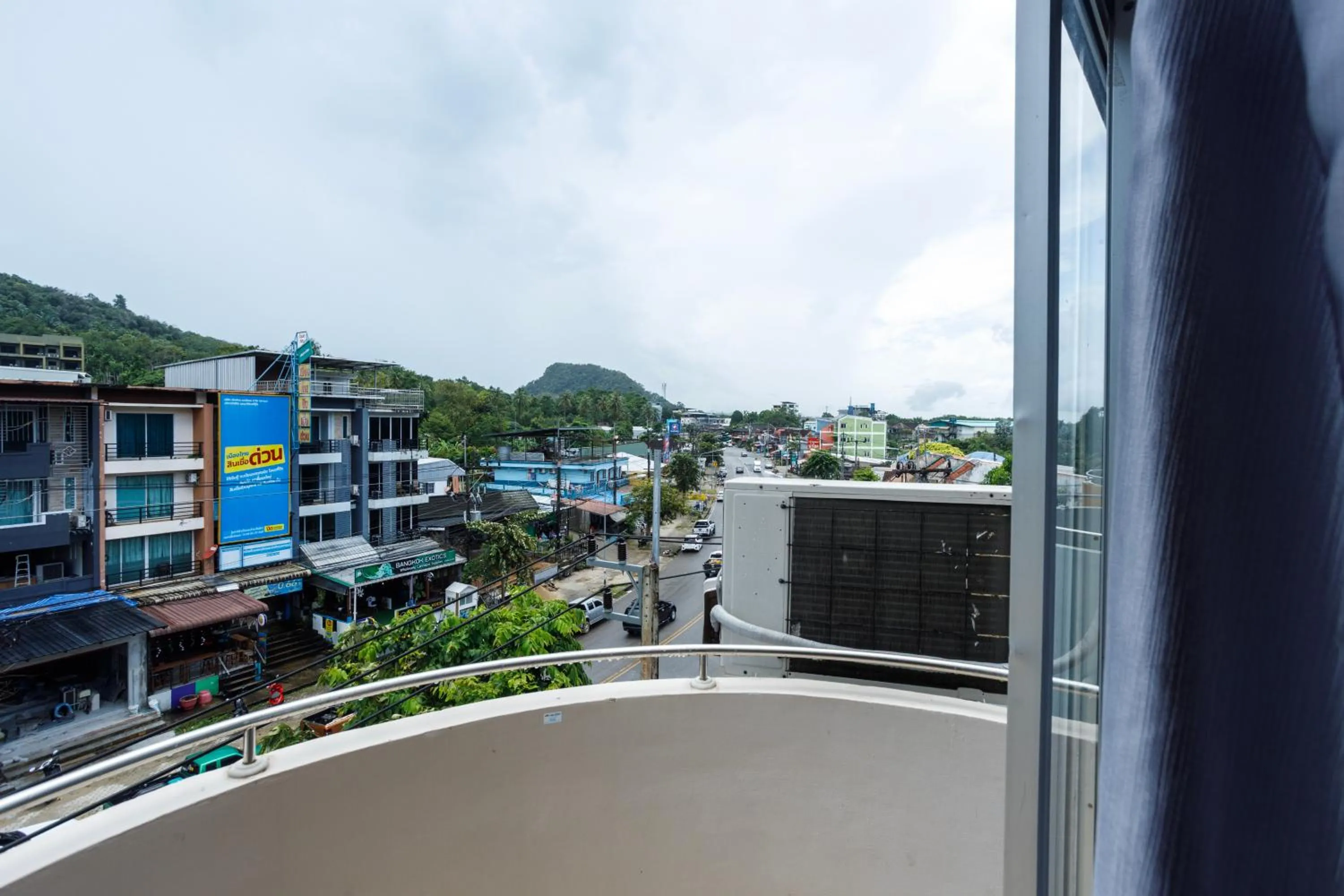 Amazing Backpackers Hostel AoNang