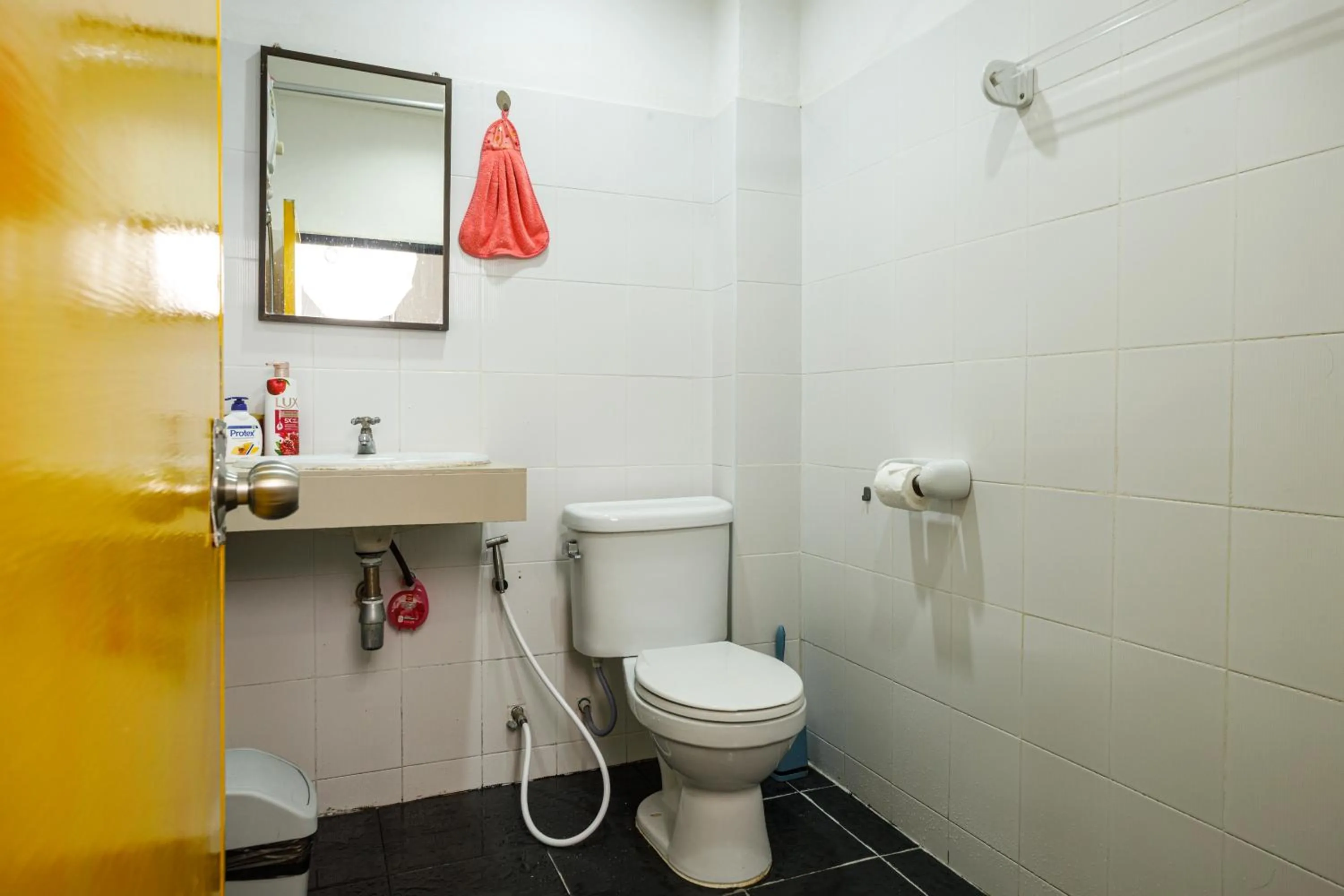 Amazing Backpackers Hostel AoNang
