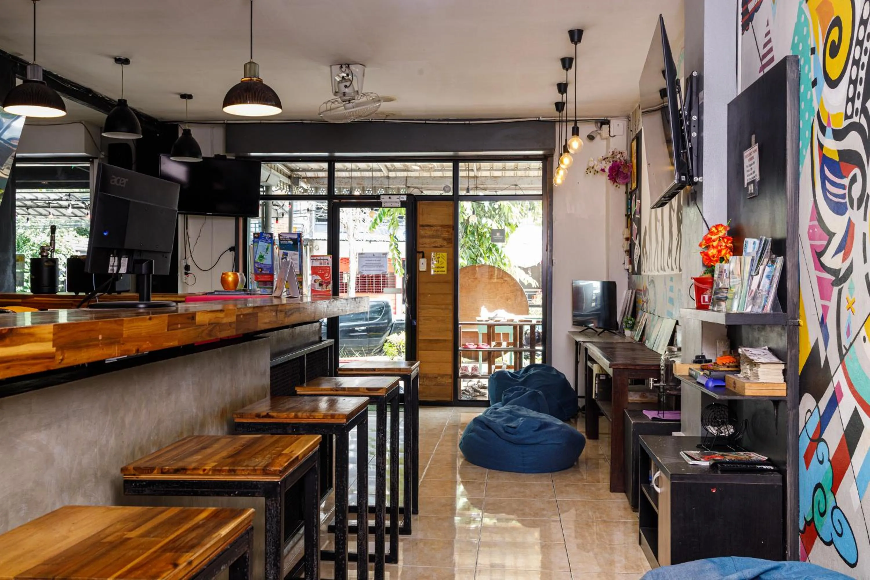 Property building in Amazing Backpackers Hostel AoNang