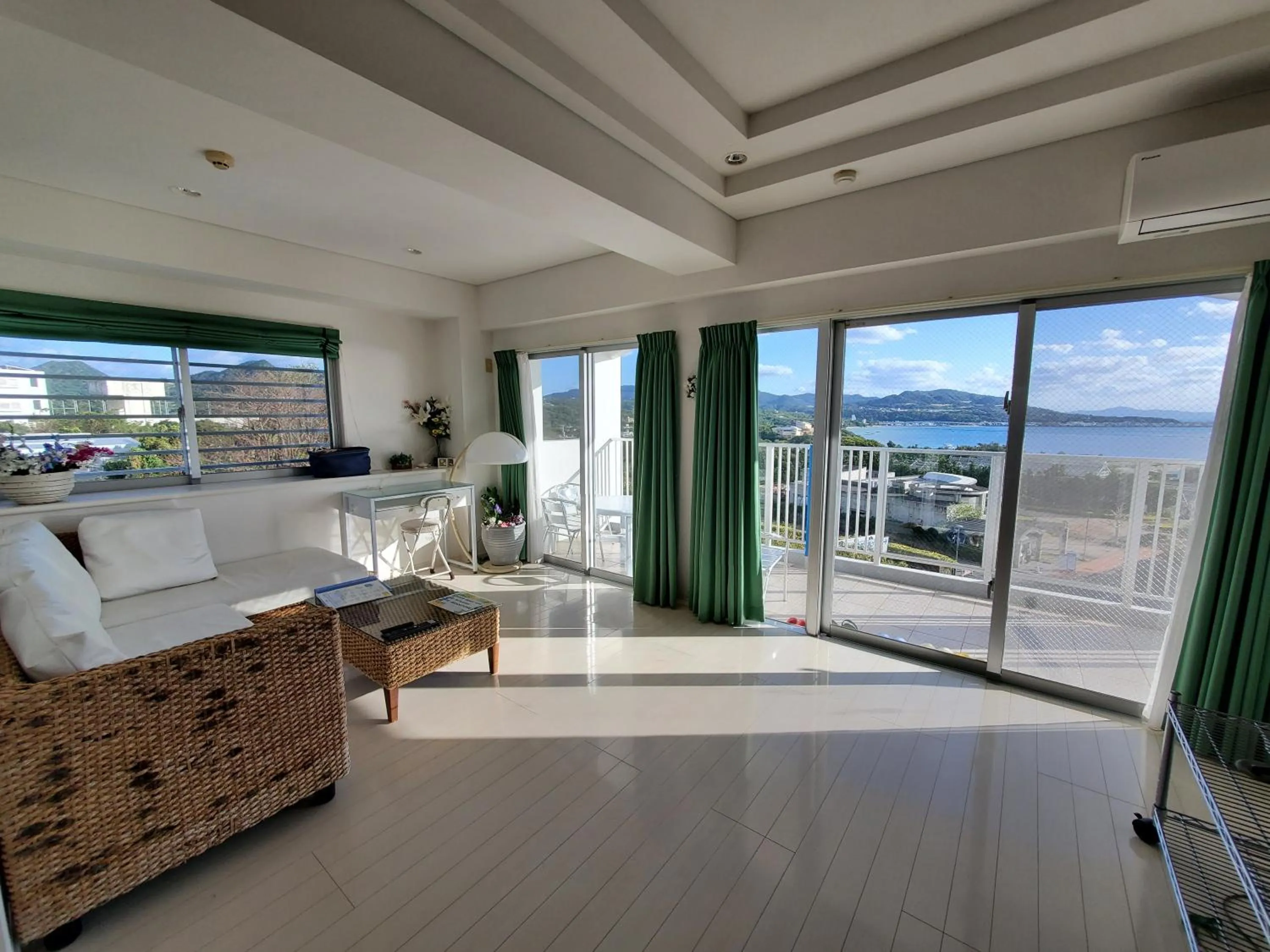 Ocean Front YAMAKAWA