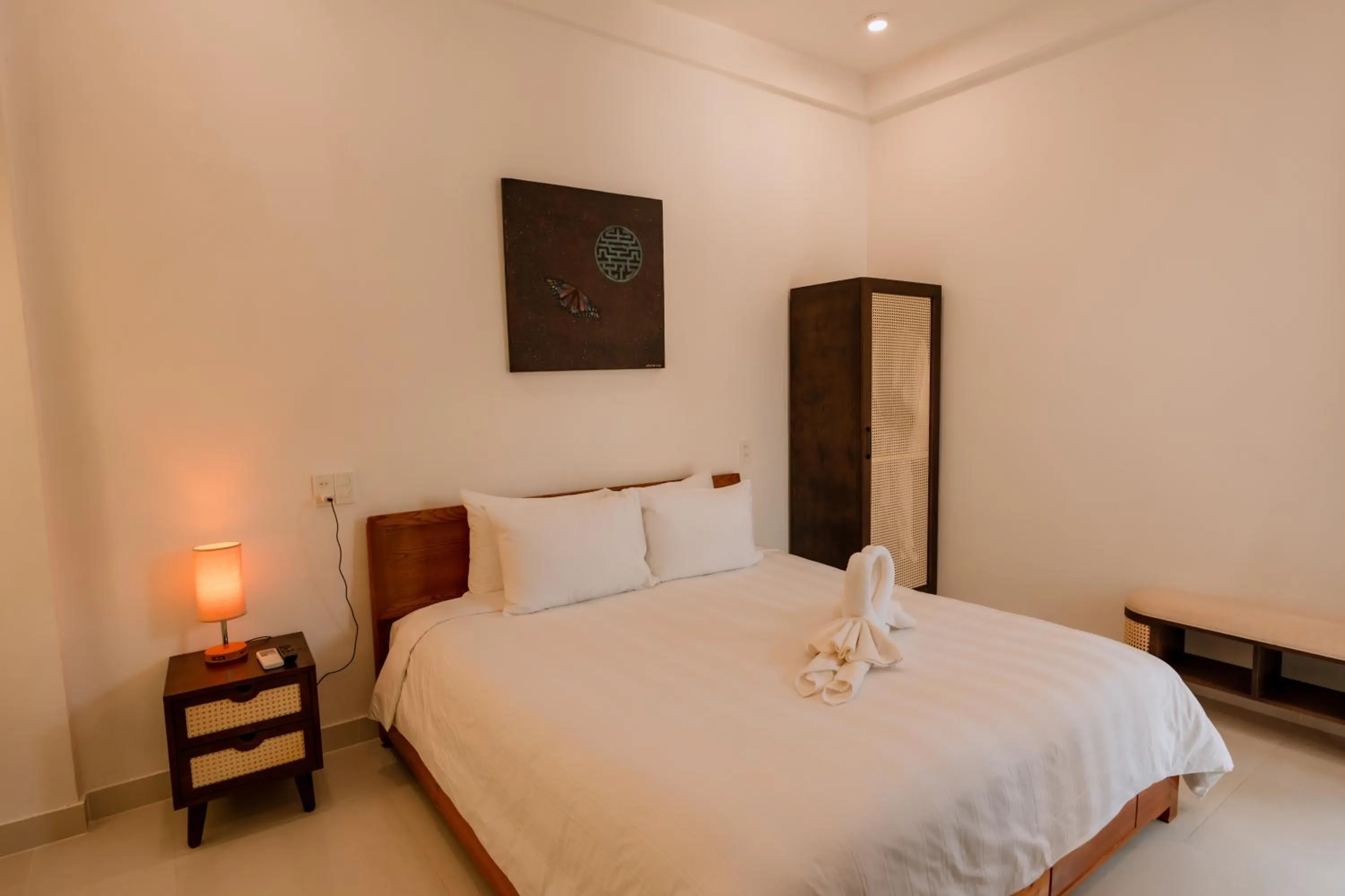 Photo of the whole room, Bed in Hue River Side Villa