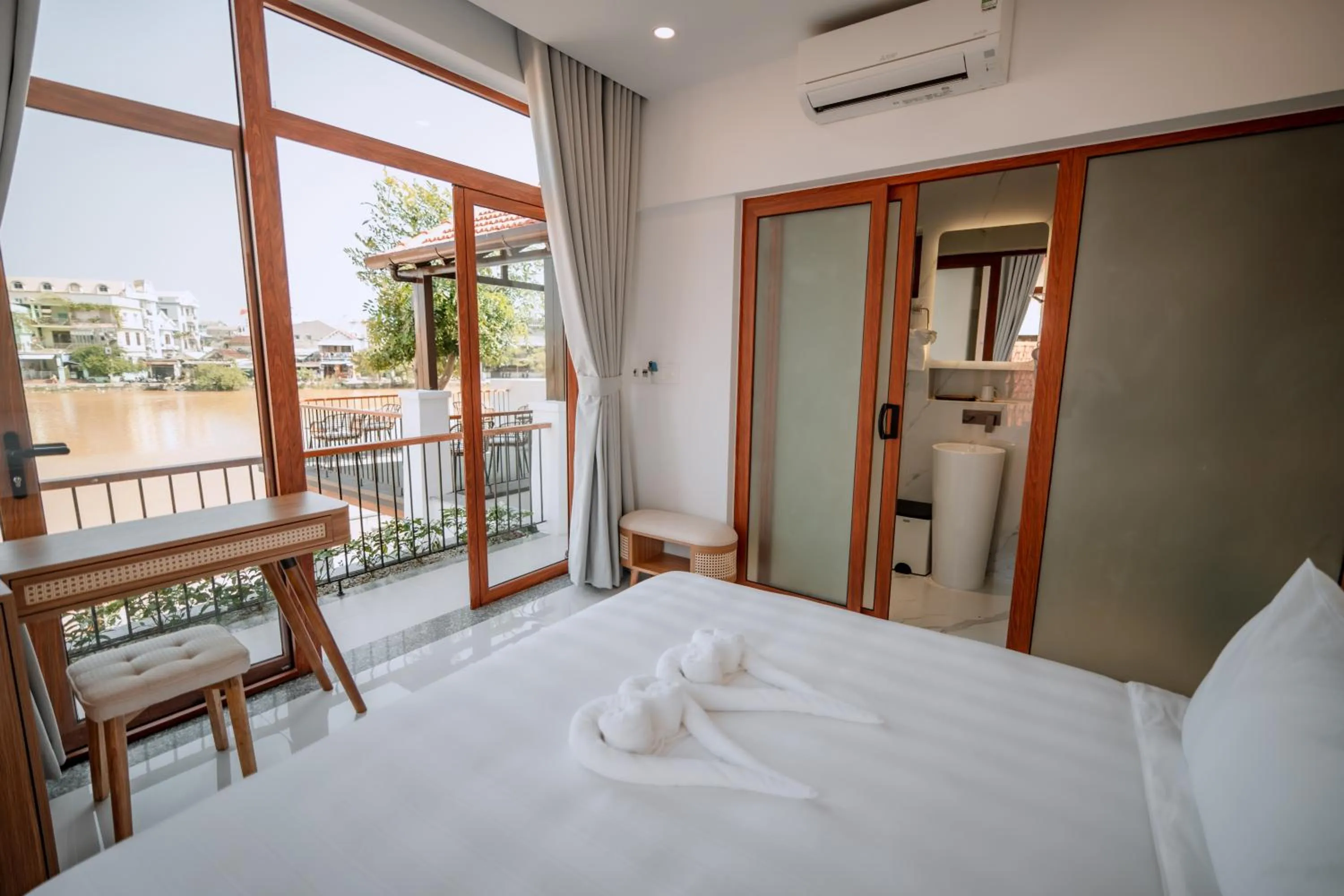 View (from property/room), Bed in Hue River Side Villa