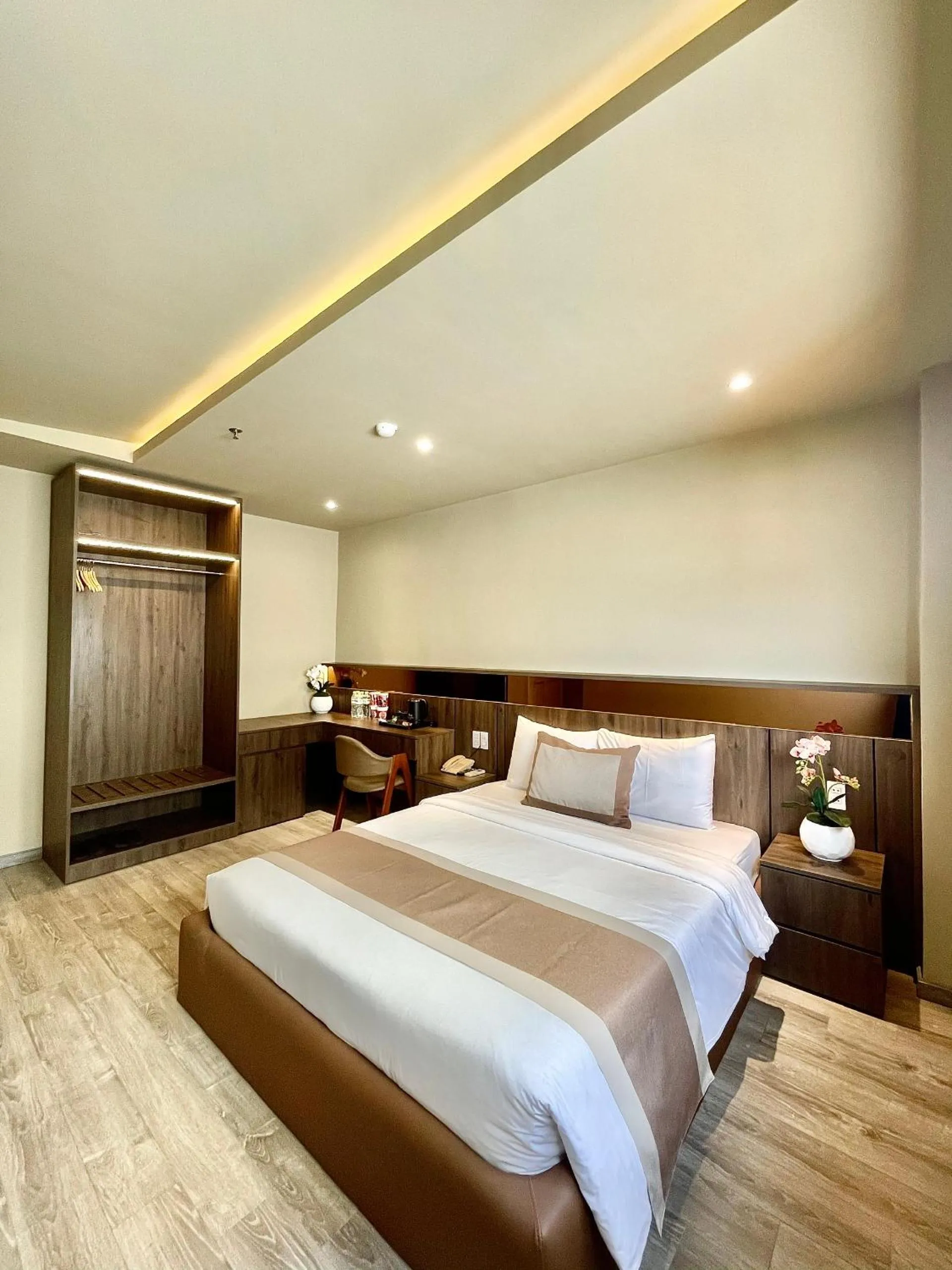 Bed in Hai Long Hotel