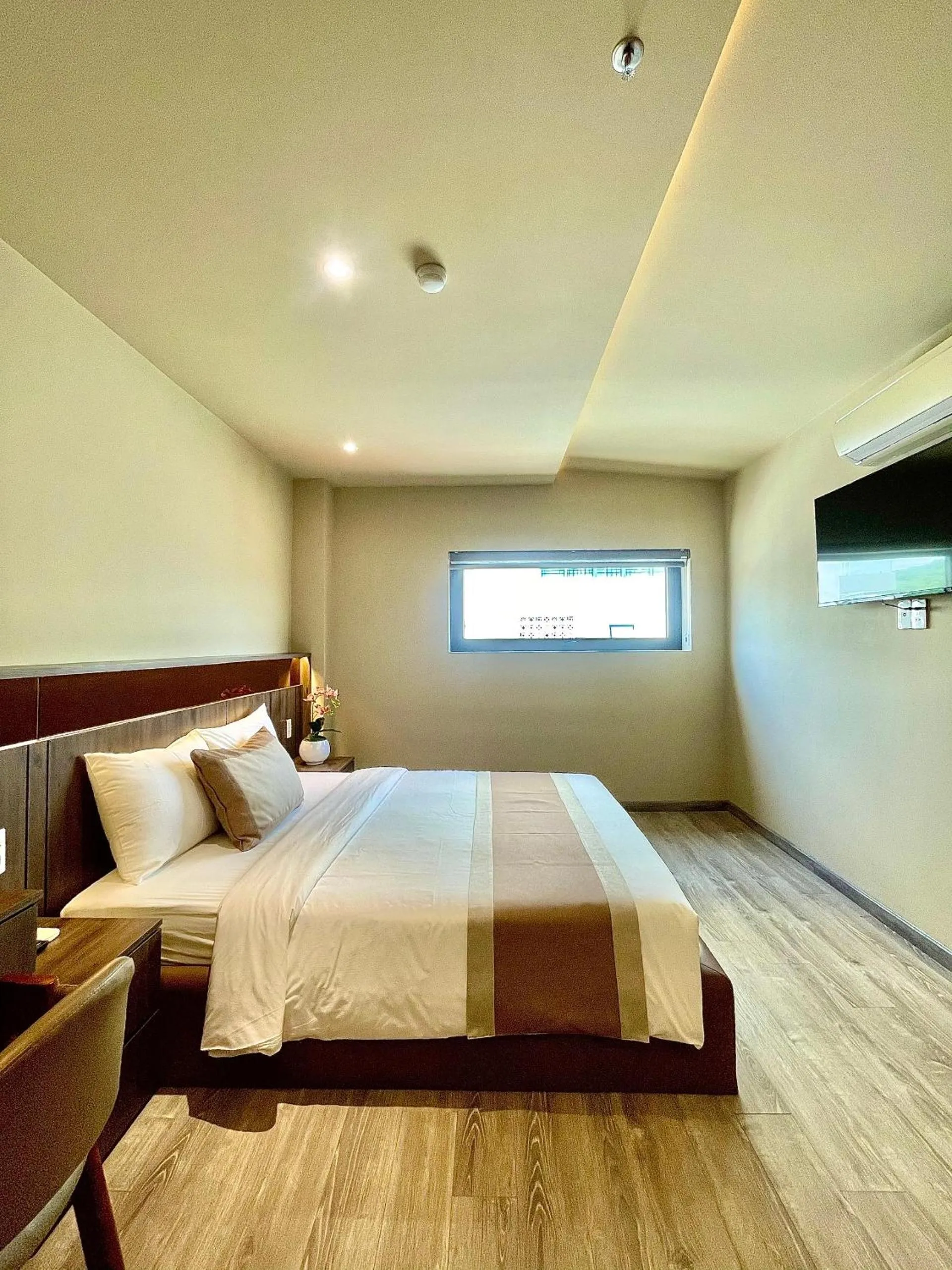 Bed in Hai Long Hotel