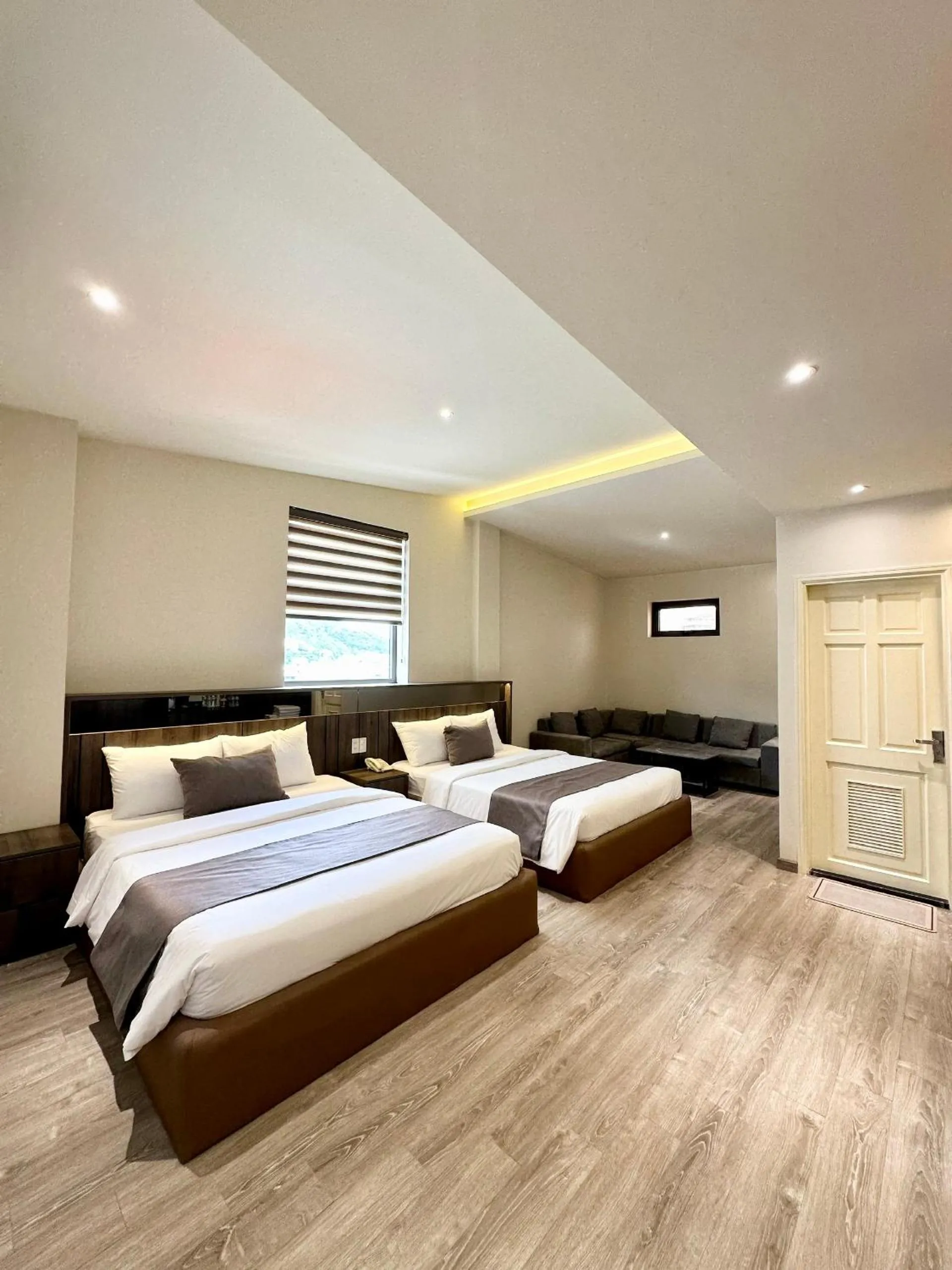 Bed in Hai Long Hotel