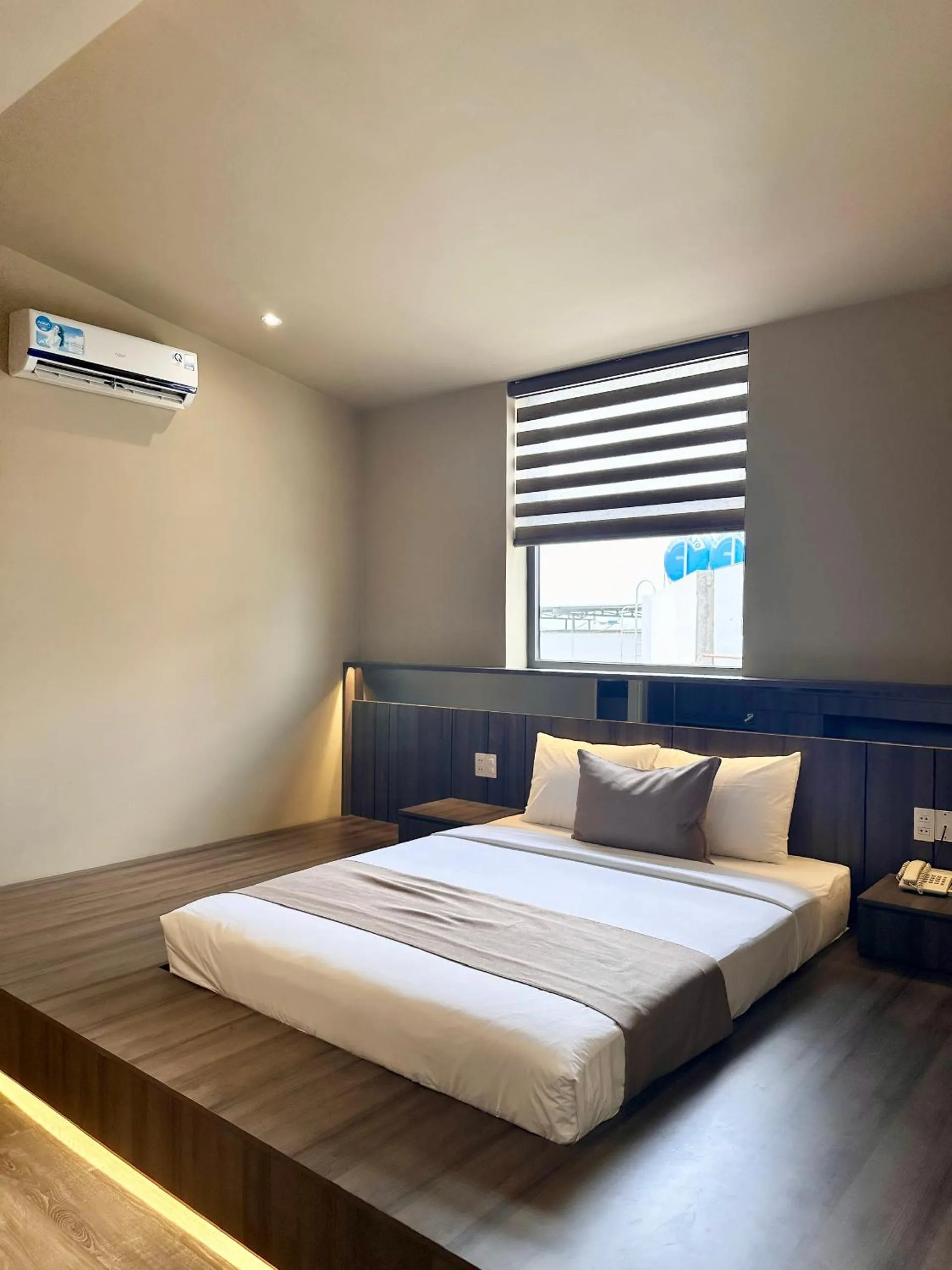 Bed in Hai Long Hotel