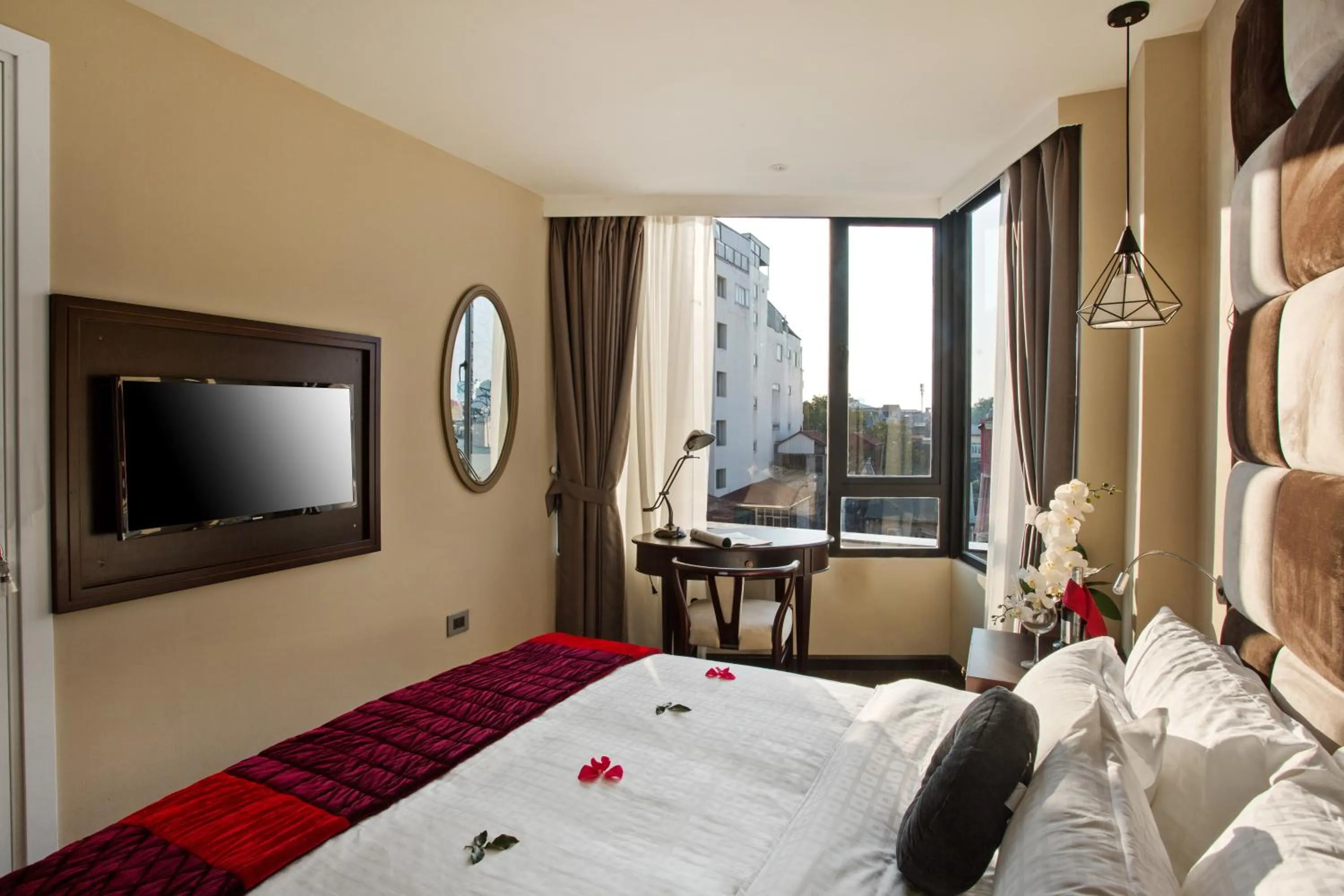 Bedroom, Bed in Hanoi La Storia Hotel