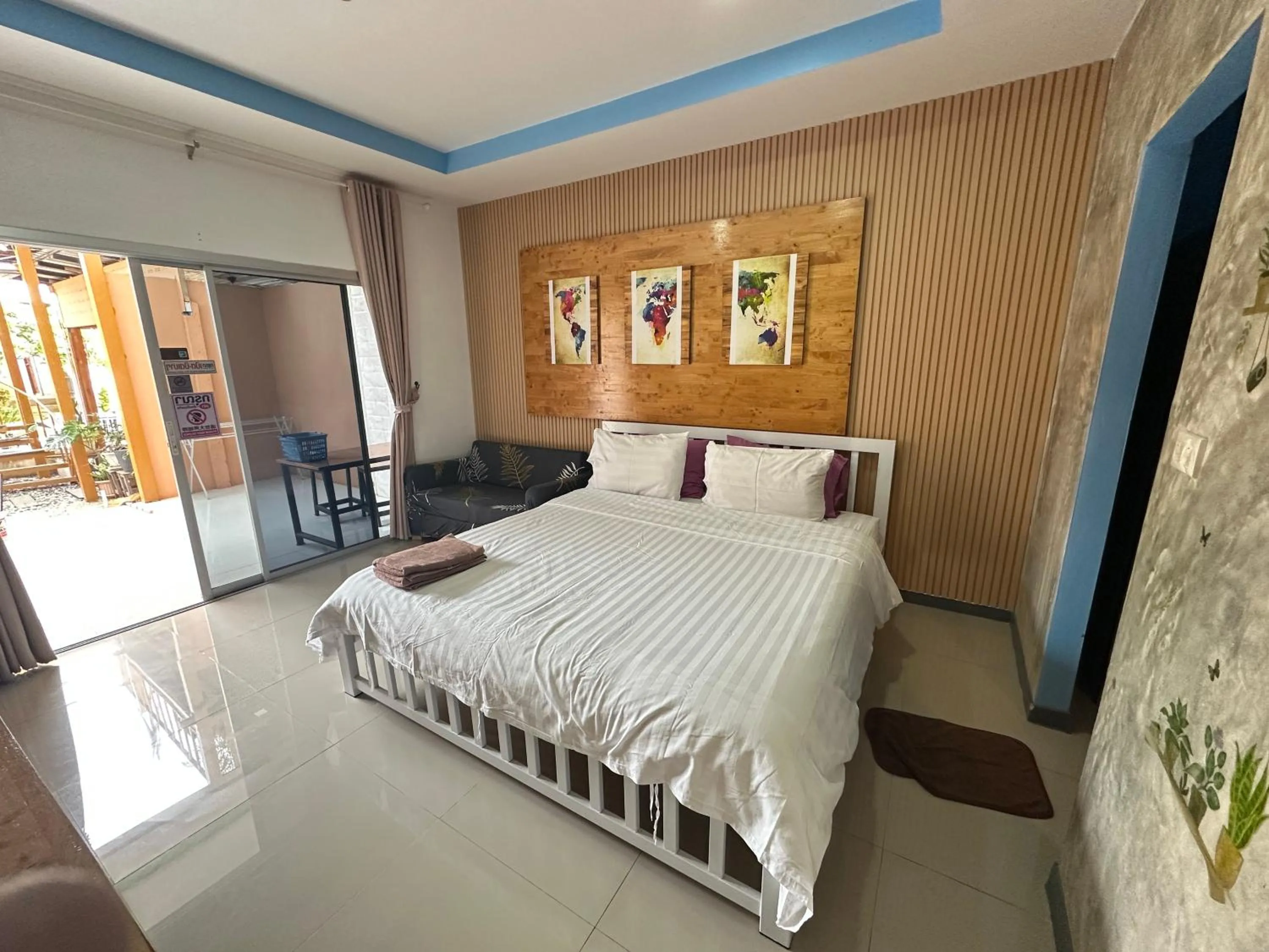 Bedroom, Bed in Jingle Bells Resort