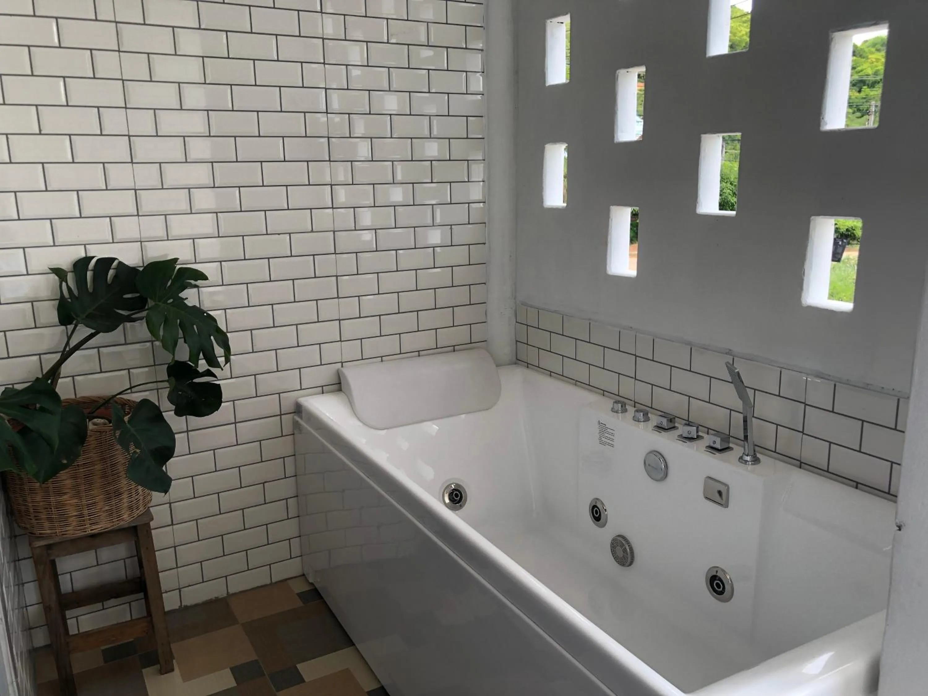 Hot Tub in Jingle Bells Resort