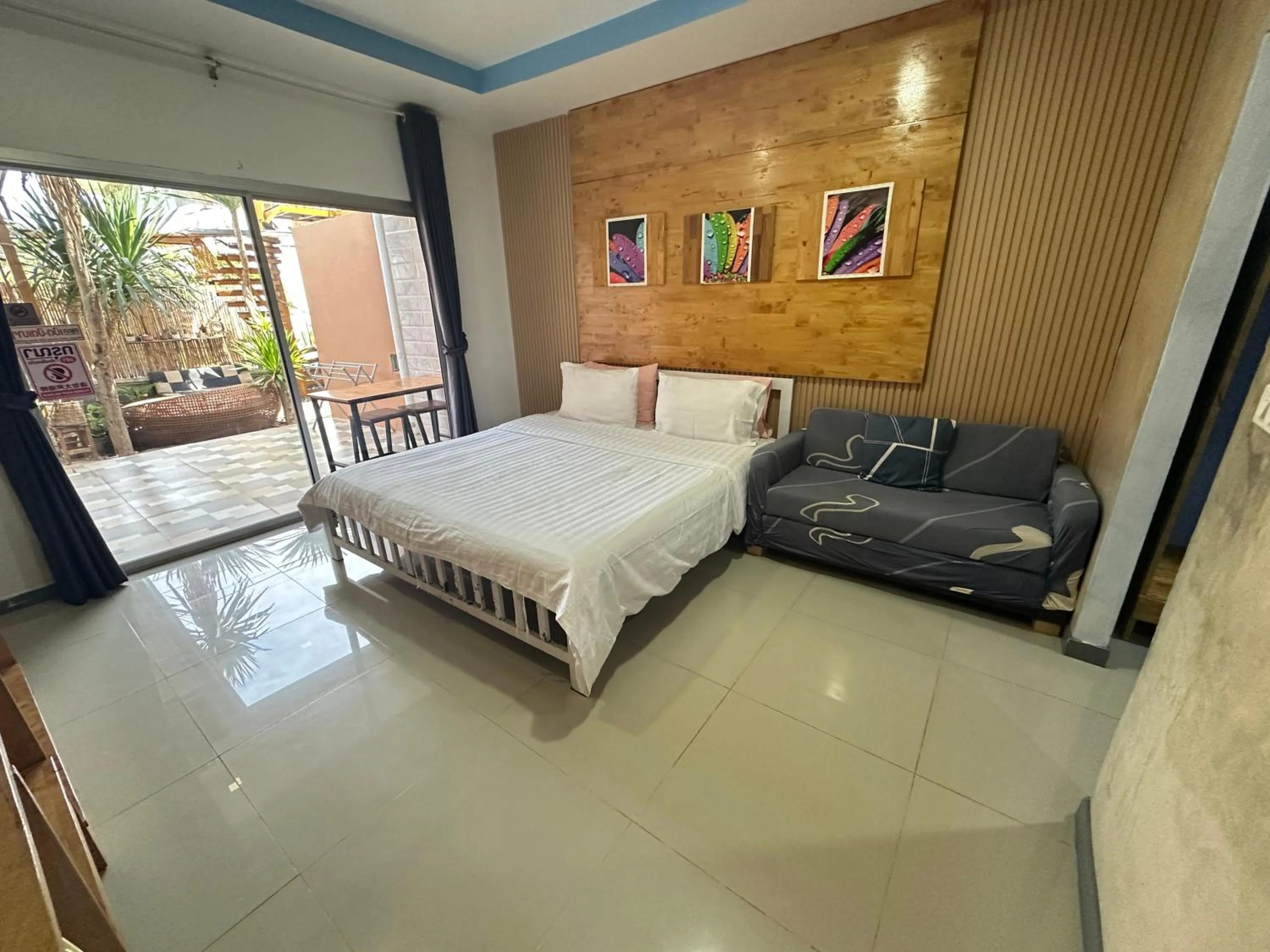 Bedroom, Bed in Jingle Bells Resort