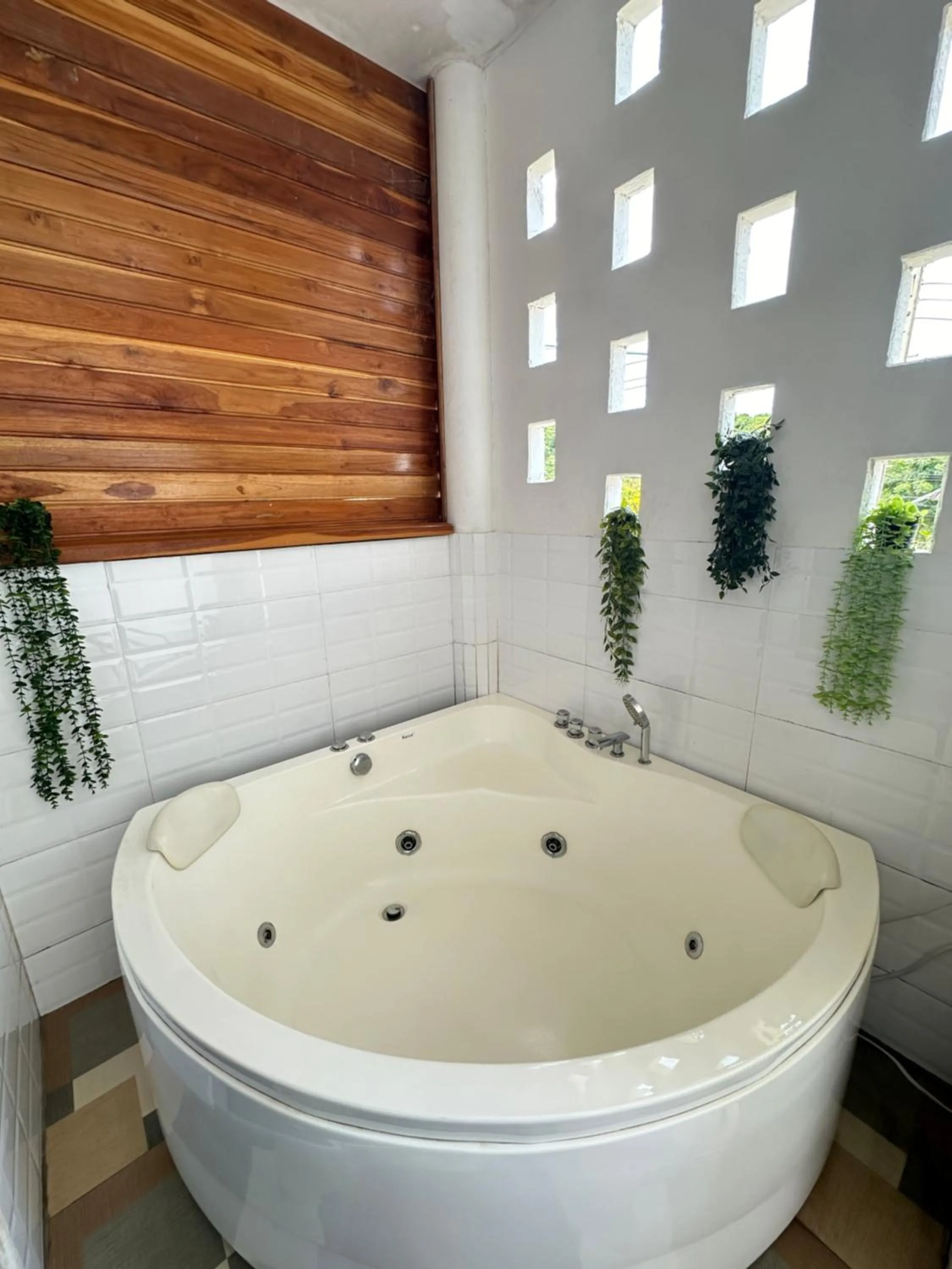 Hot Tub in Jingle Bells Resort