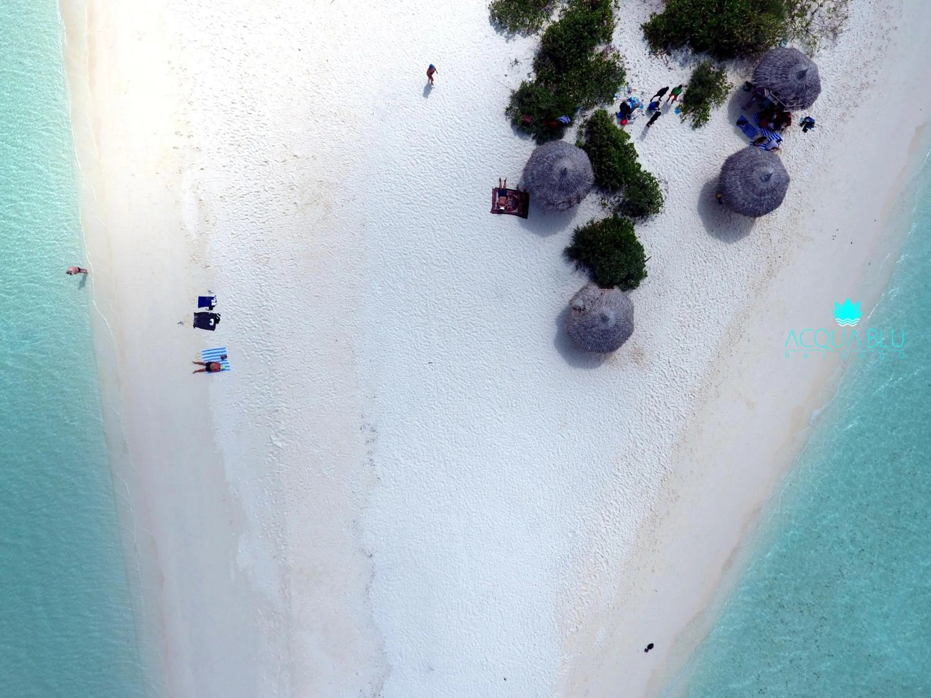 Beach in Acqua Blu Rasdhoo