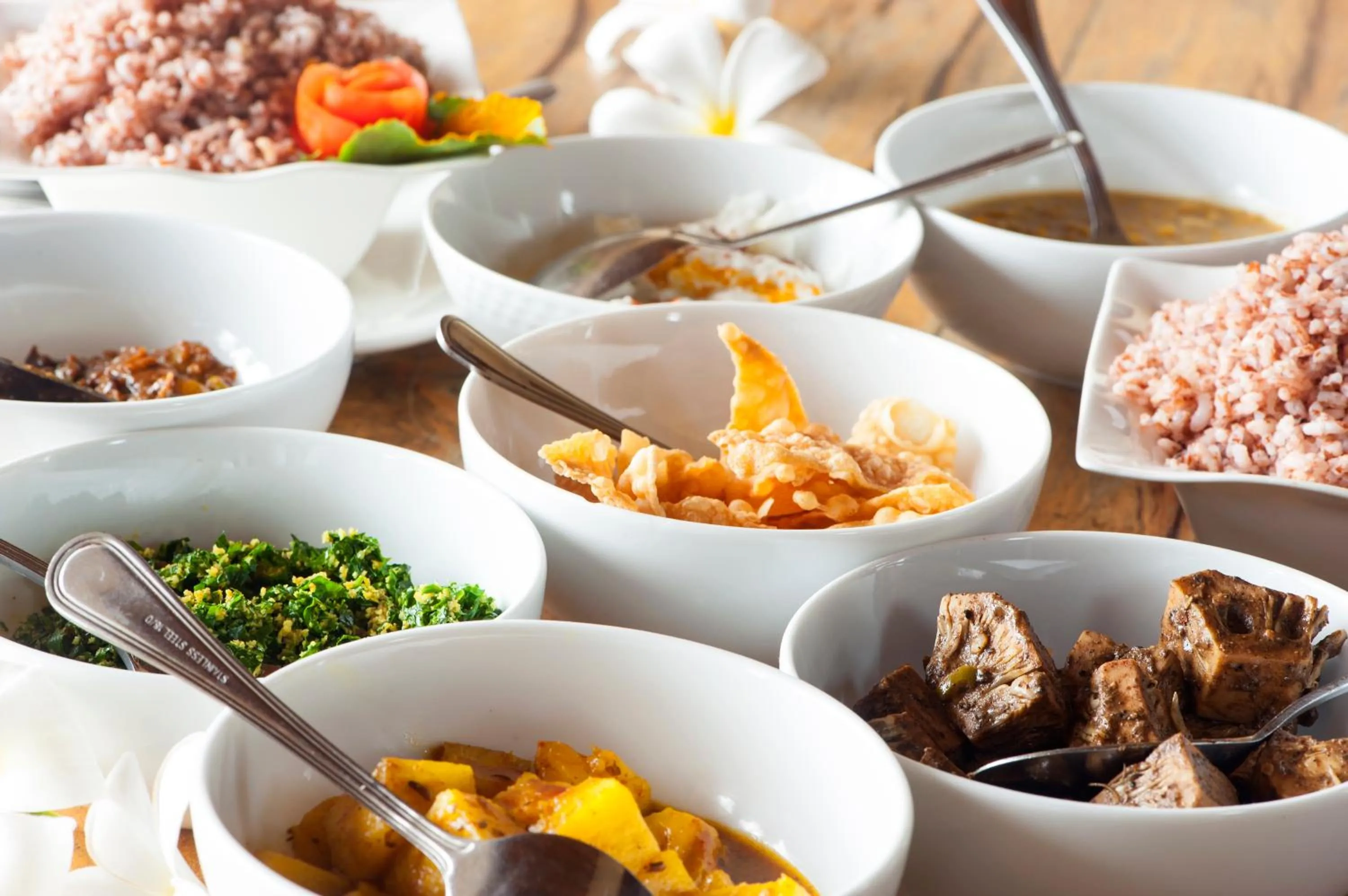 Food and drinks in Isle of Thalpe