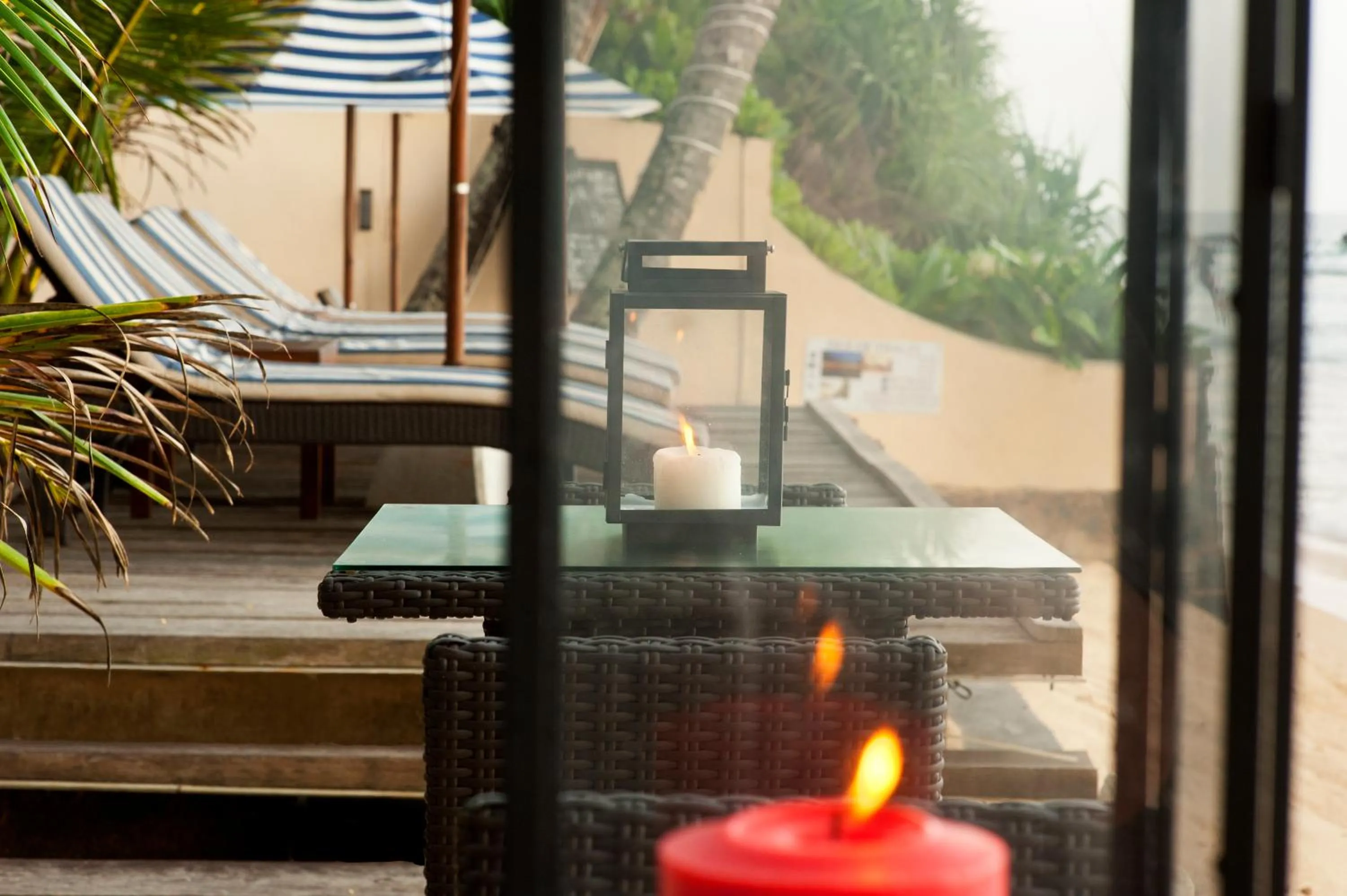 Restaurant/places to eat in Isle of Thalpe