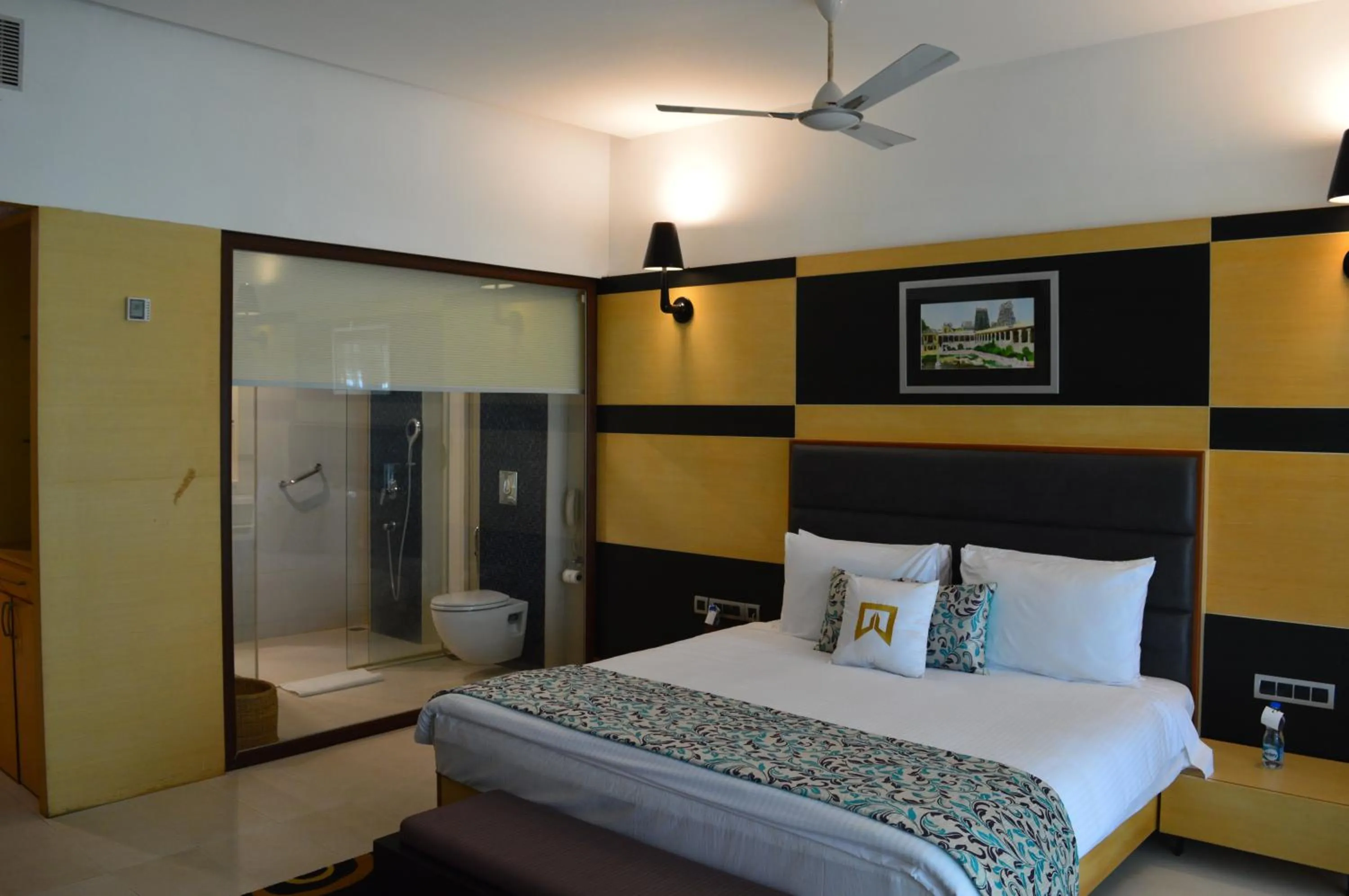 Shower, Bed in Welcomhotel by ITC Hotels, Kences Palm Beach, Mamallapuram
