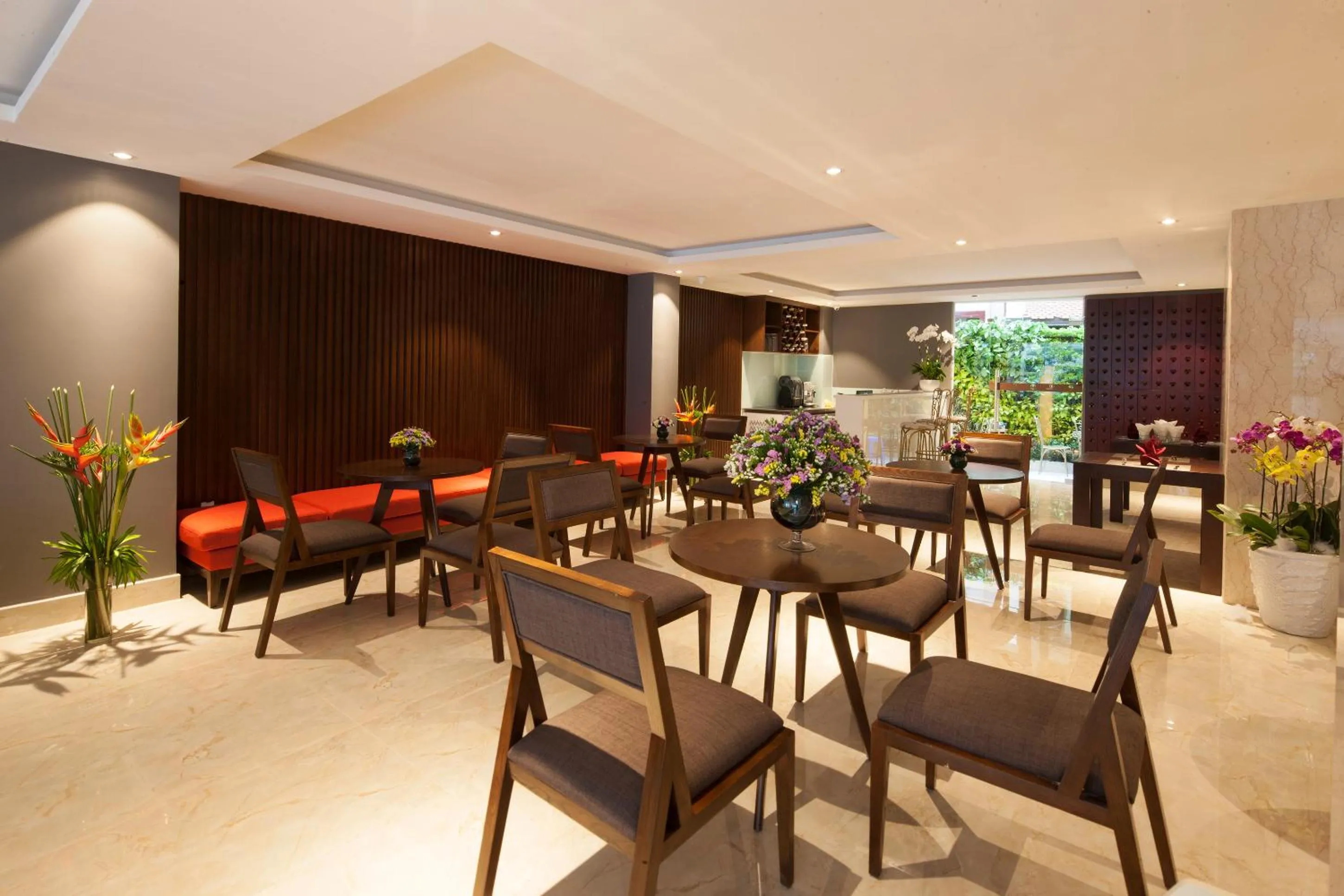 Restaurant/places to eat in Roseland Centa Hotel & Spa