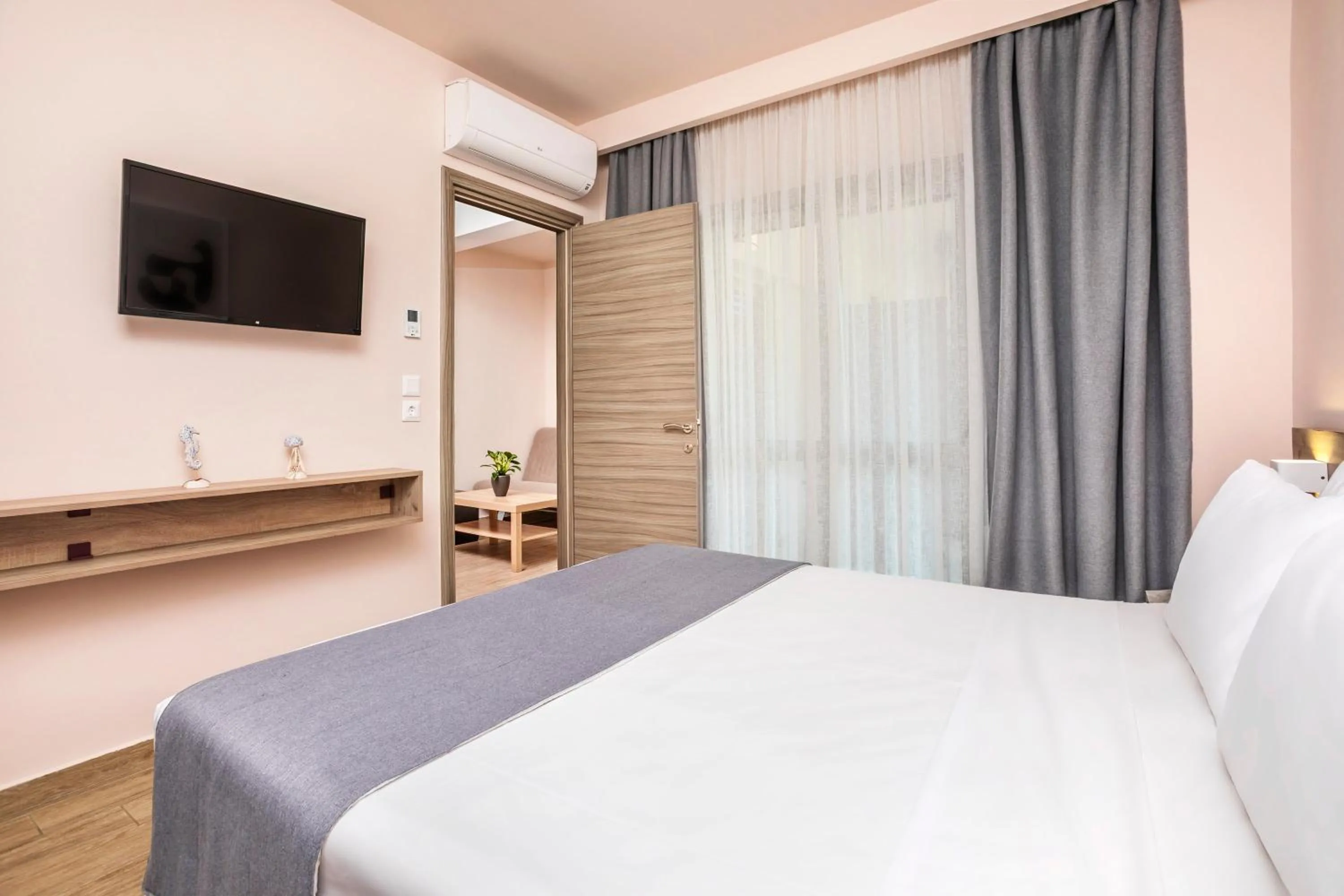 Photo of the whole room, Bed in Hotel Vozina