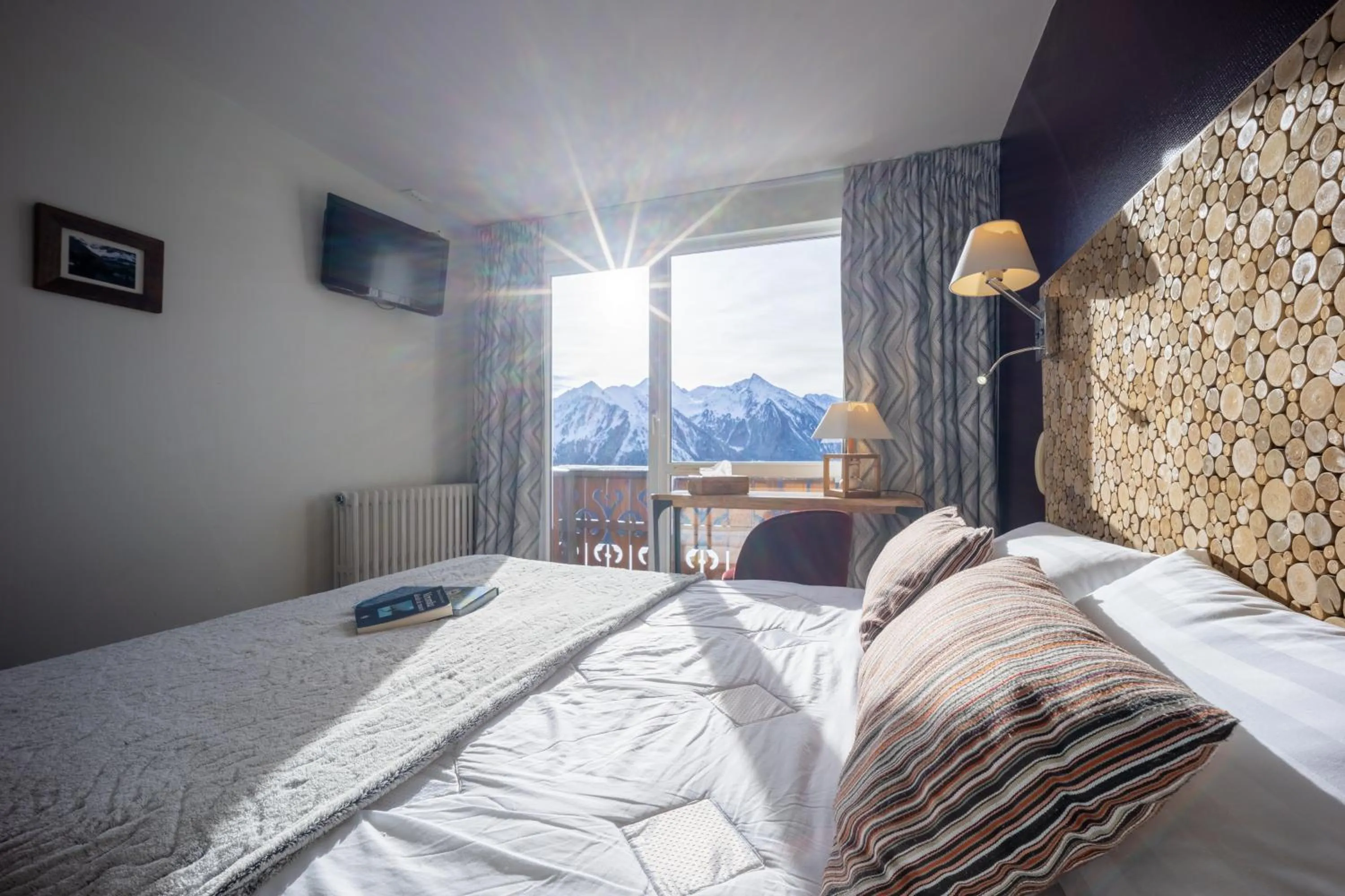 Mountain view, Bed in Le Christiania