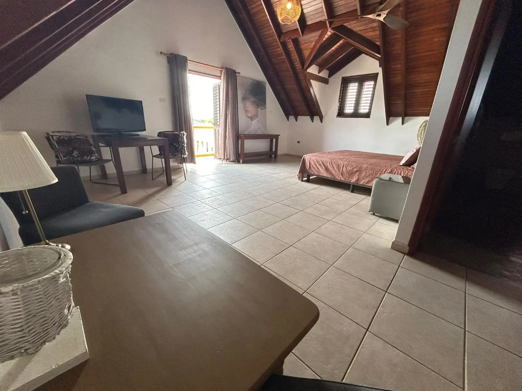 Deluxe Room - single occupancy in Landhuis Belnem Bonaire Deluxe Room - single occupancy in Landhuis Belnem Bonaire