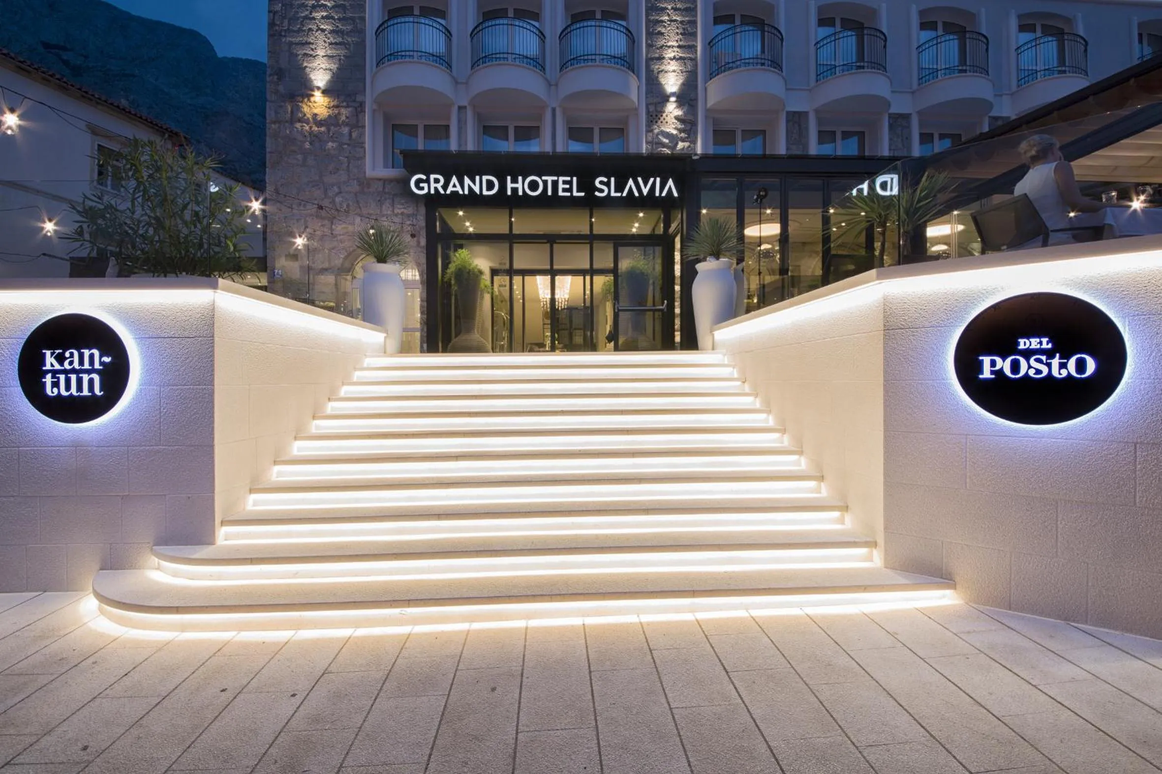Facade/entrance in Grand Hotel Slavia