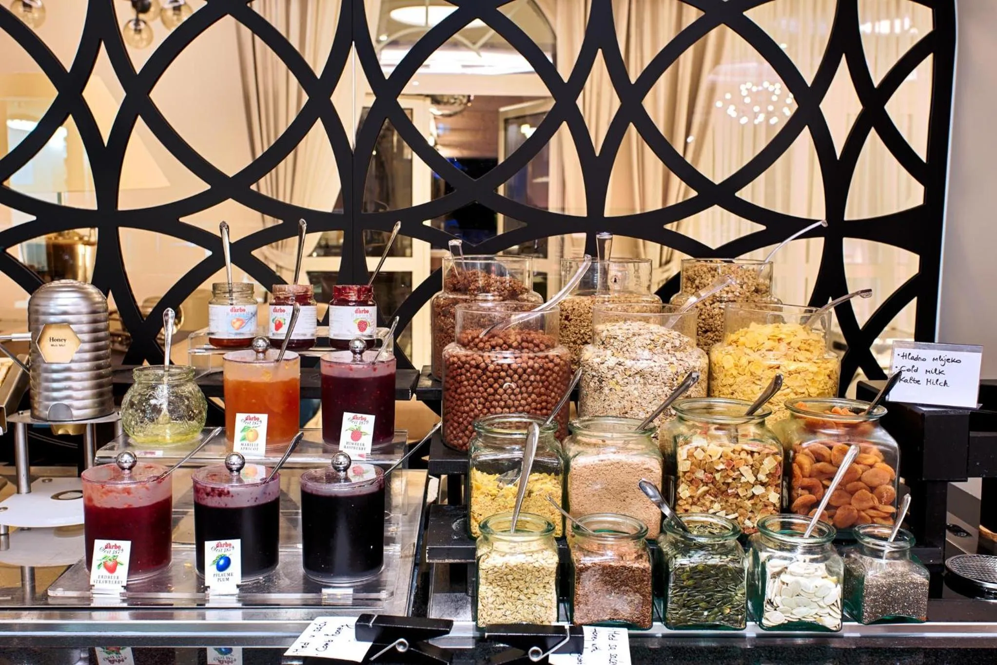 Breakfast in Grand Hotel Slavia