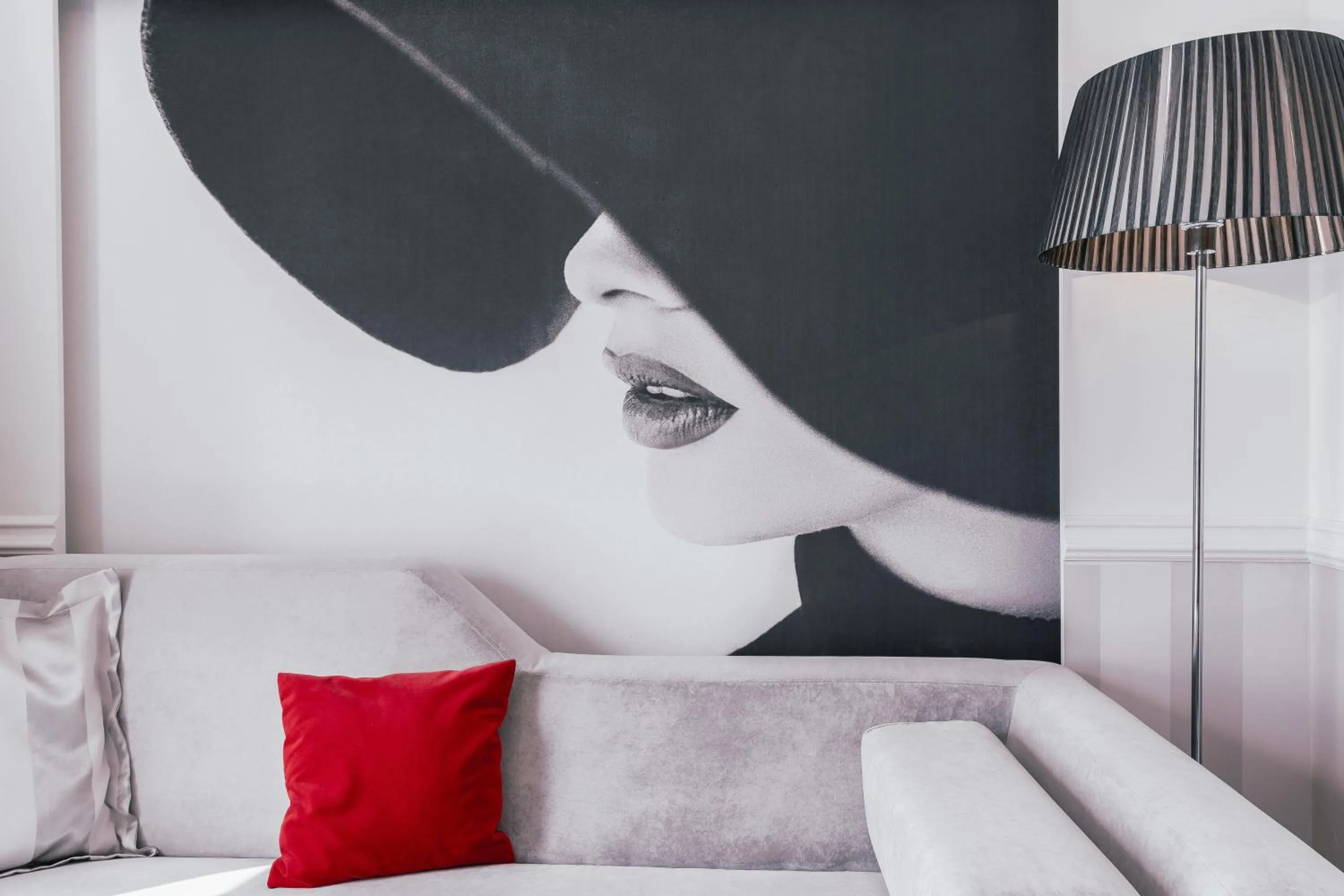 Living room, Bed in Grand Hotel Slavia