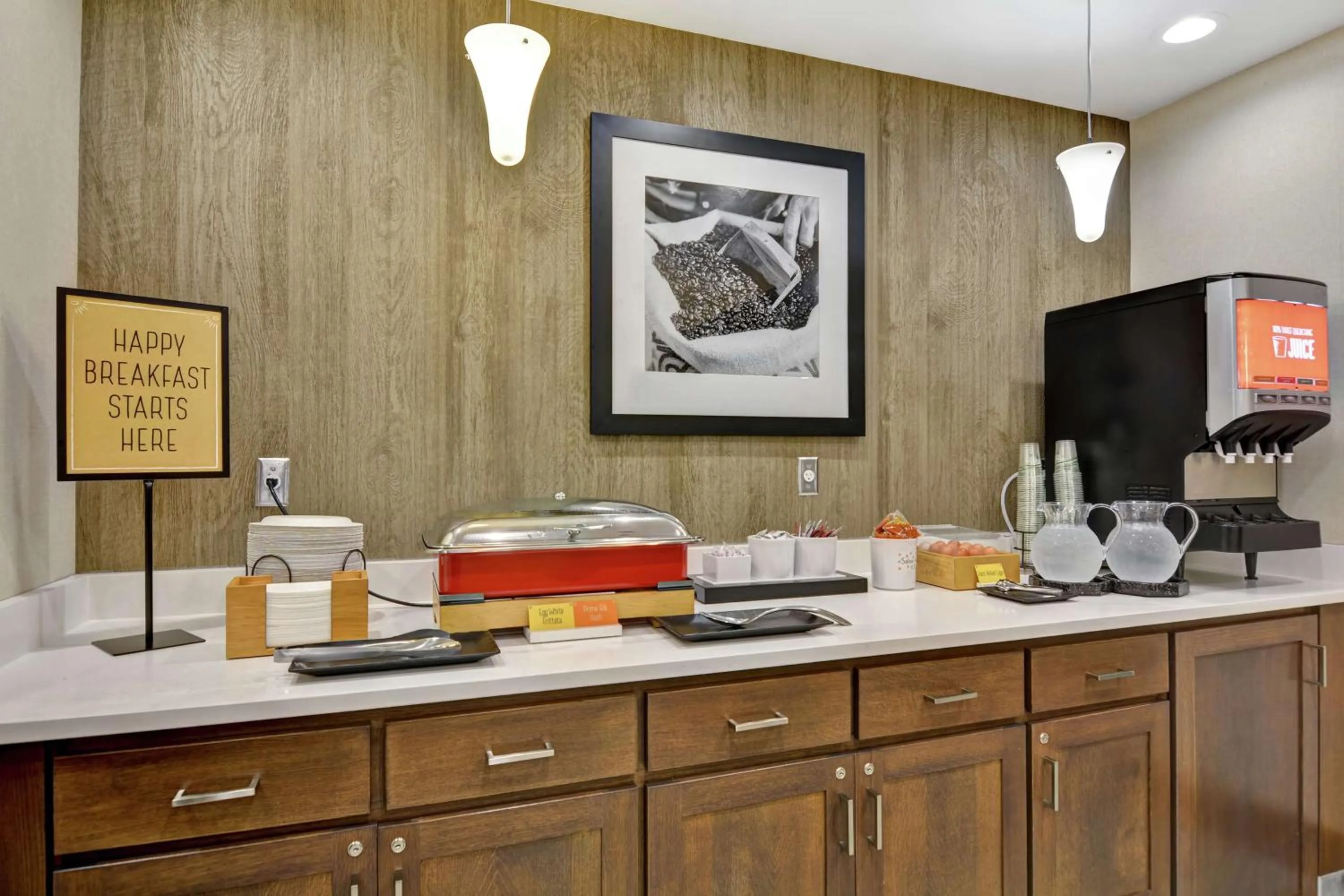 Breakfast in Hampton Inn Suites Ashland, Ohio