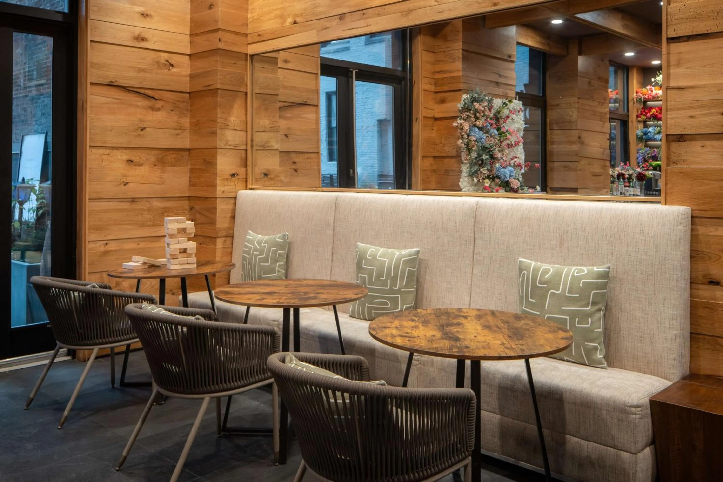 Restaurant/places to eat in Embassy Suites By Hilton New York Manhattan Times Square