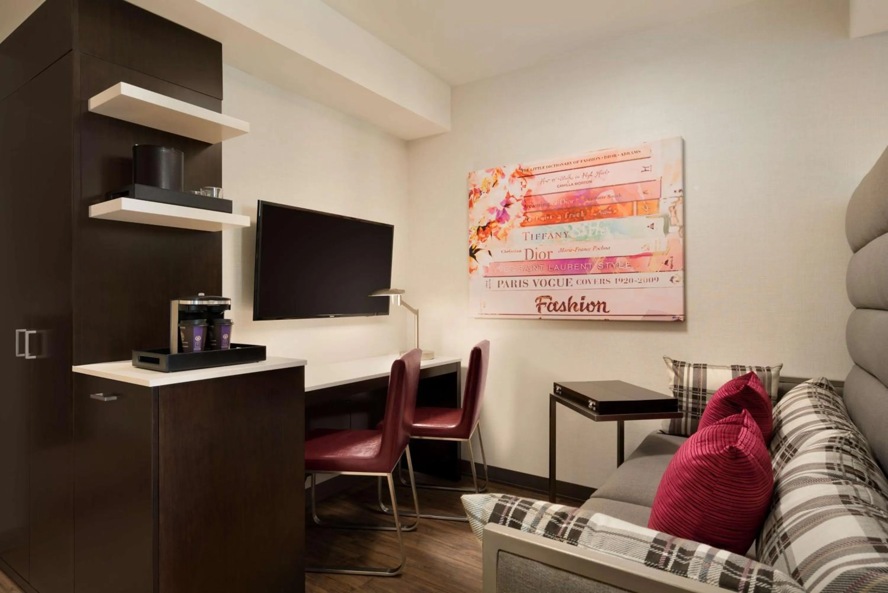 Bedroom in Embassy Suites By Hilton New York Manhattan Times Square