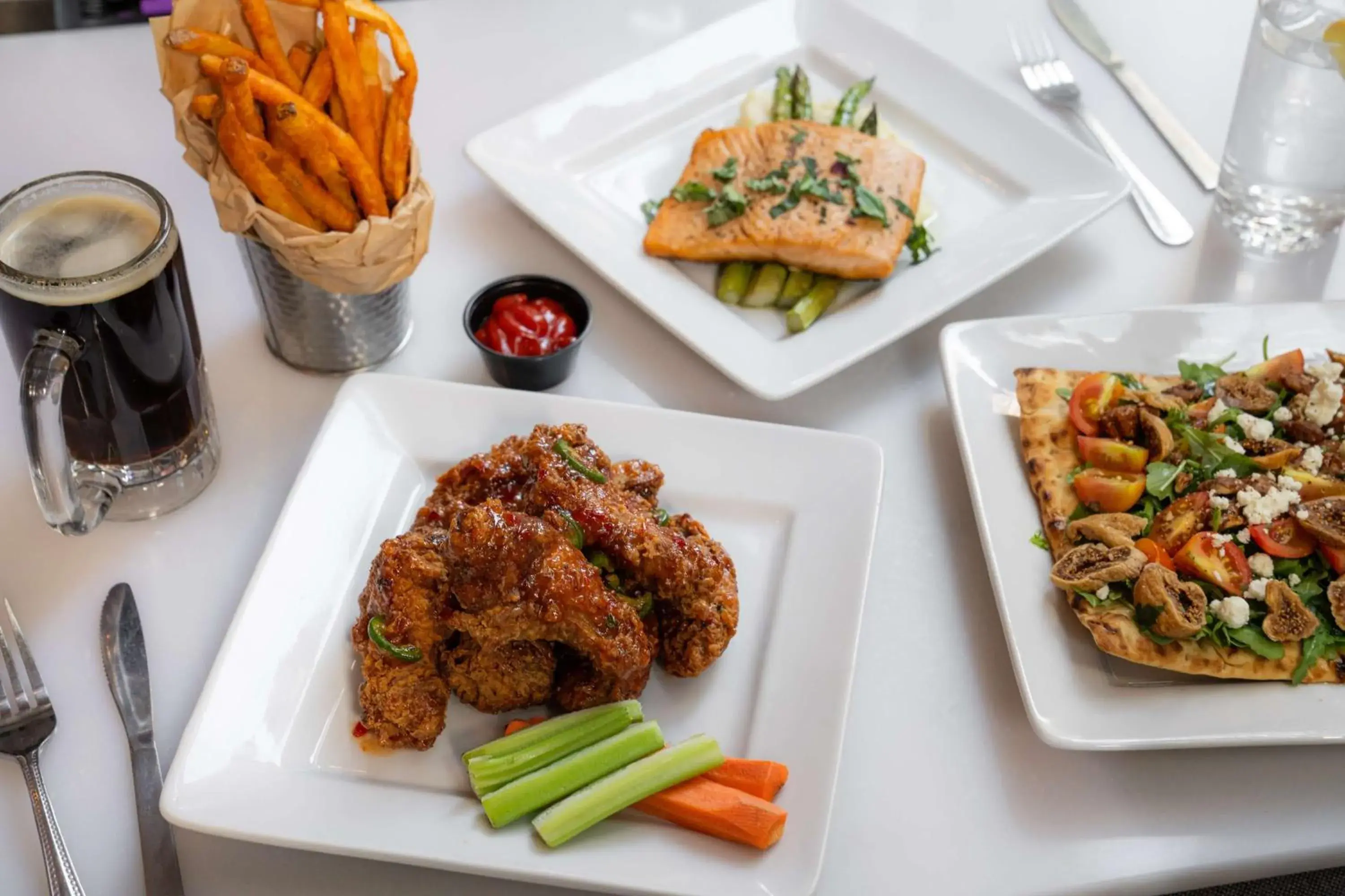 Restaurant/places to eat in Embassy Suites By Hilton New York Manhattan Times Square Restaurant/places to eat in Embassy Suites By Hilton New York Manhattan Times Square