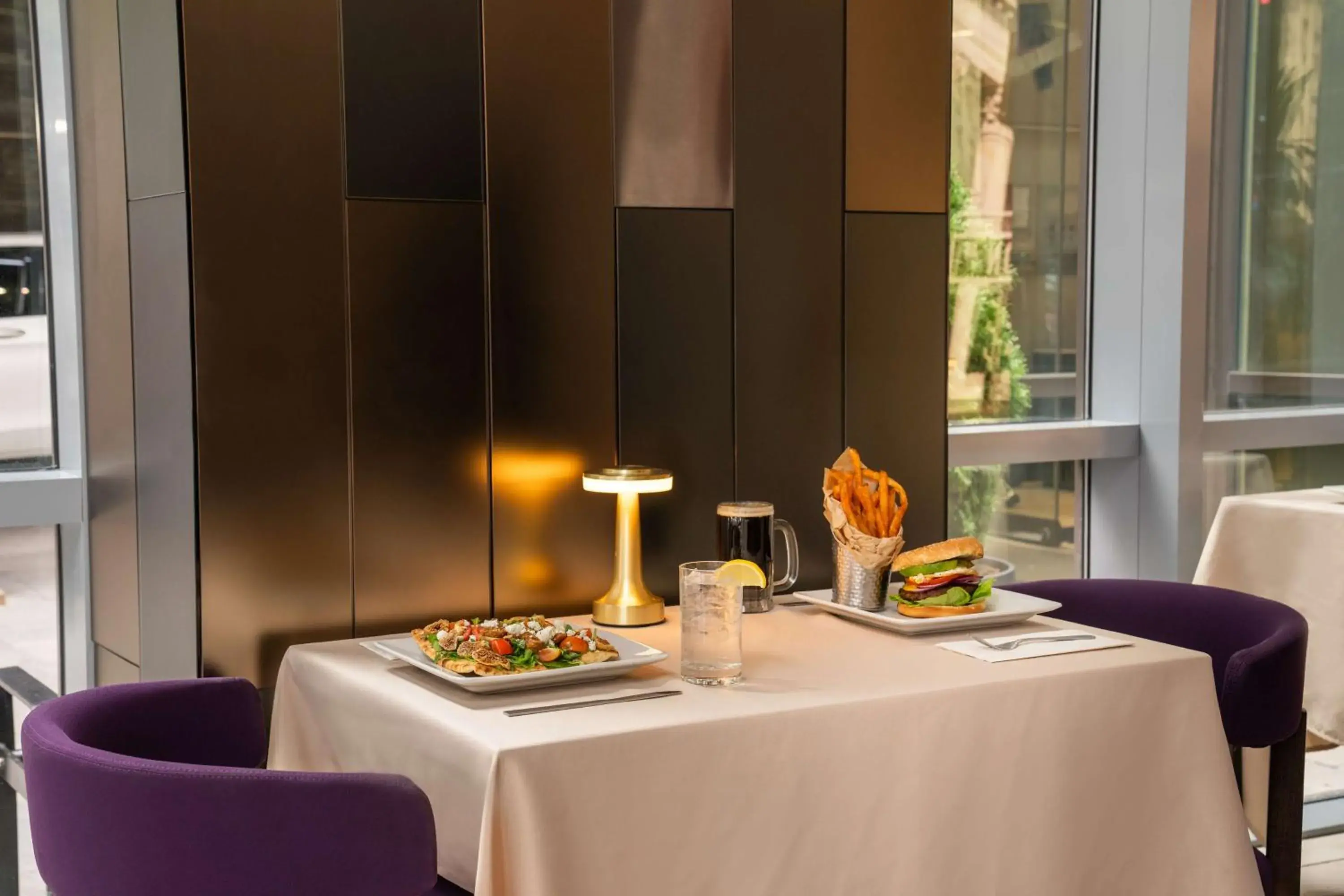 Restaurant/places to eat in Embassy Suites By Hilton New York Manhattan Times Square Restaurant/places to eat in Embassy Suites By Hilton New York Manhattan Times Square