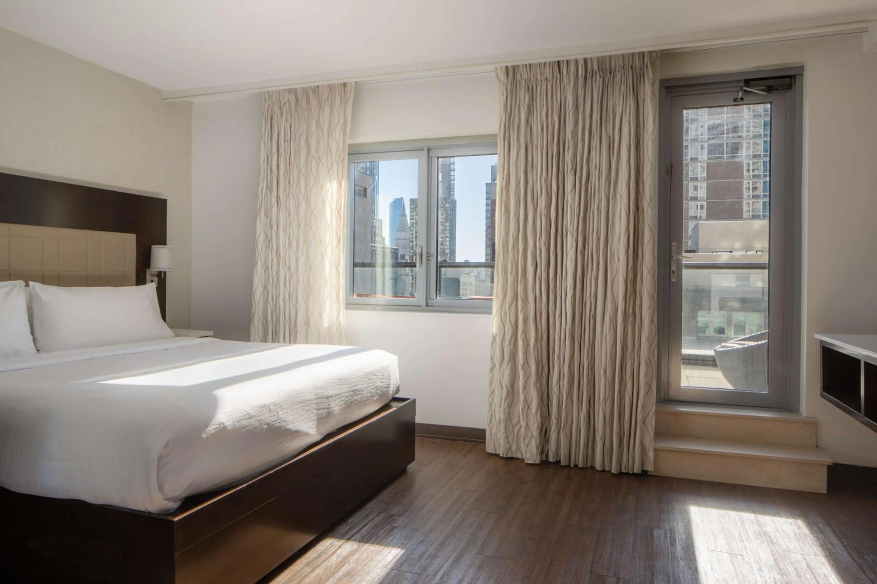 Bed in Embassy Suites By Hilton New York Manhattan Times Square