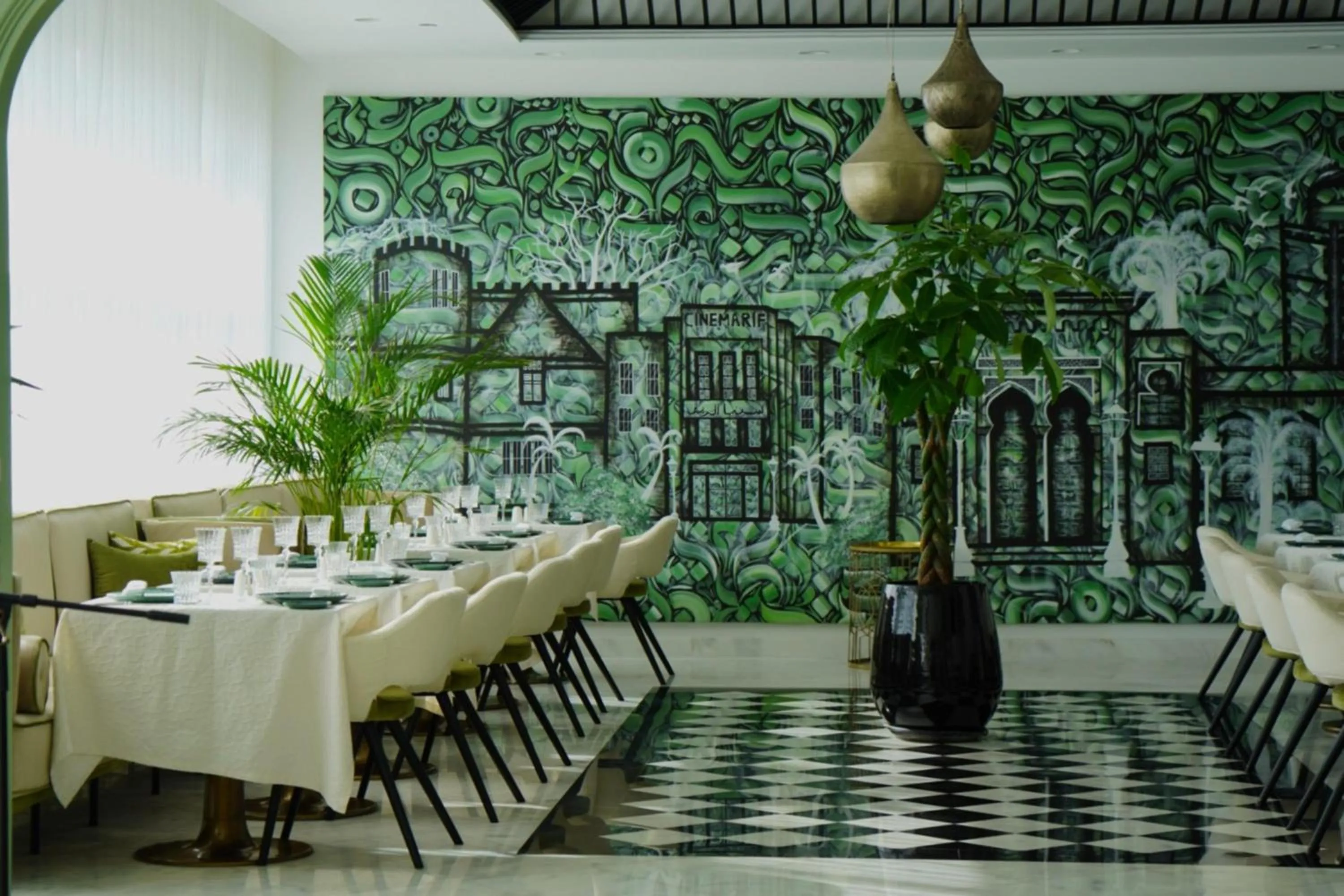 Restaurant/places to eat in Hilton Tanger City Center