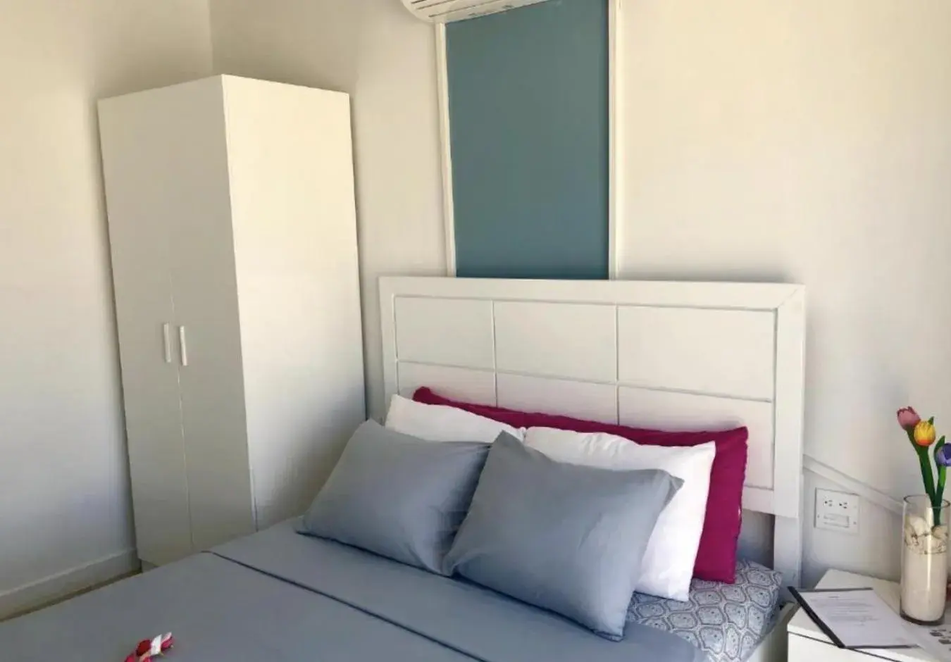 Bed in Genesis Apartments Bed in Genesis Apartments