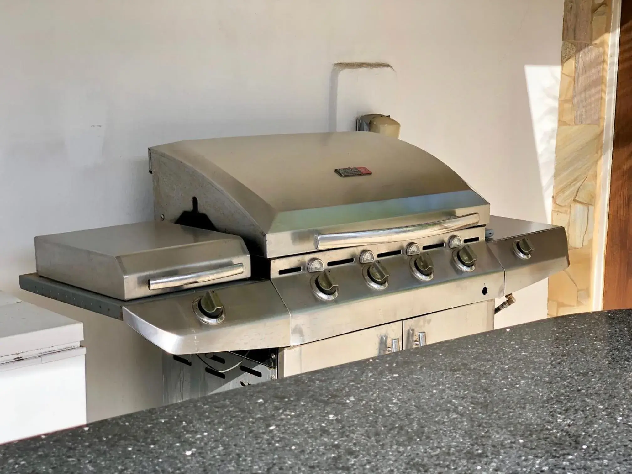 BBQ facilities in Genesis Apartments BBQ facilities in Genesis Apartments