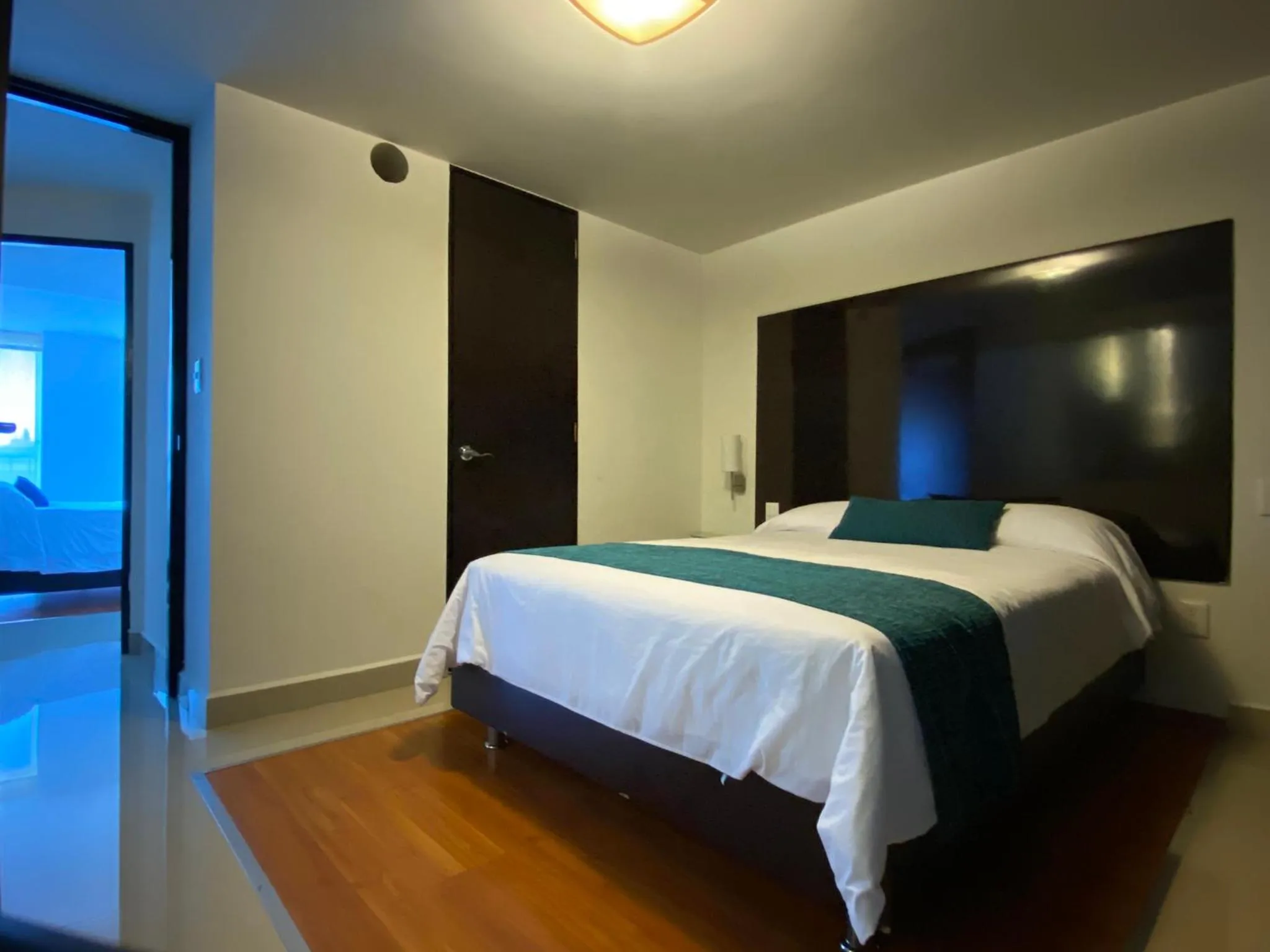 Bedroom, Bed in Bosque de Magnolias 93