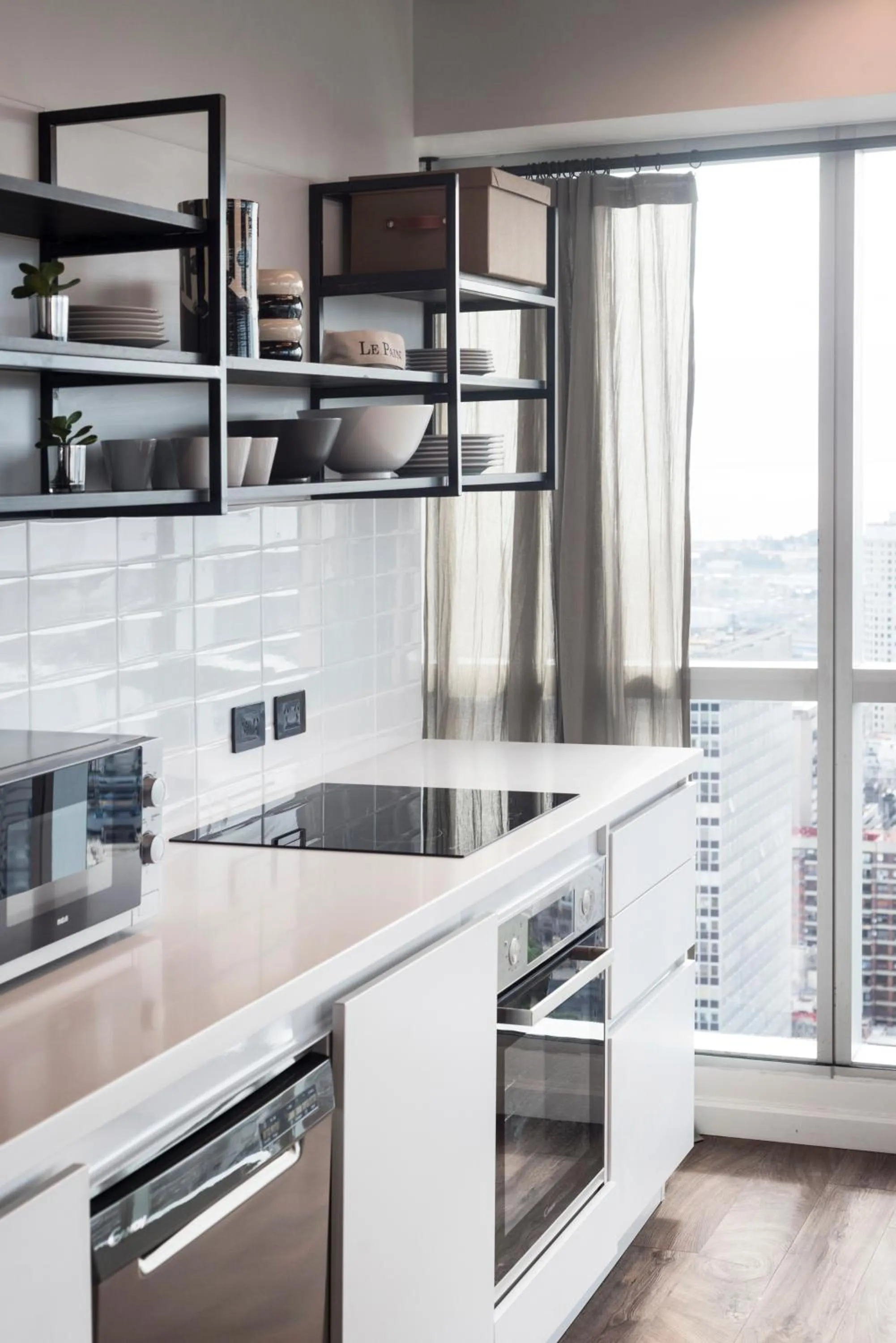 Kitchen or kitchenette in Top Rentals Downtown