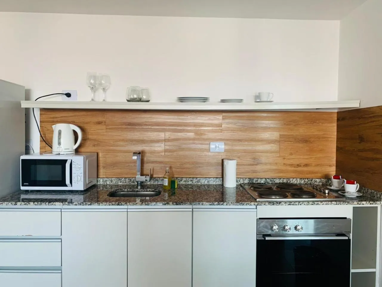 Kitchen or kitchenette in Top Rentals Downtown