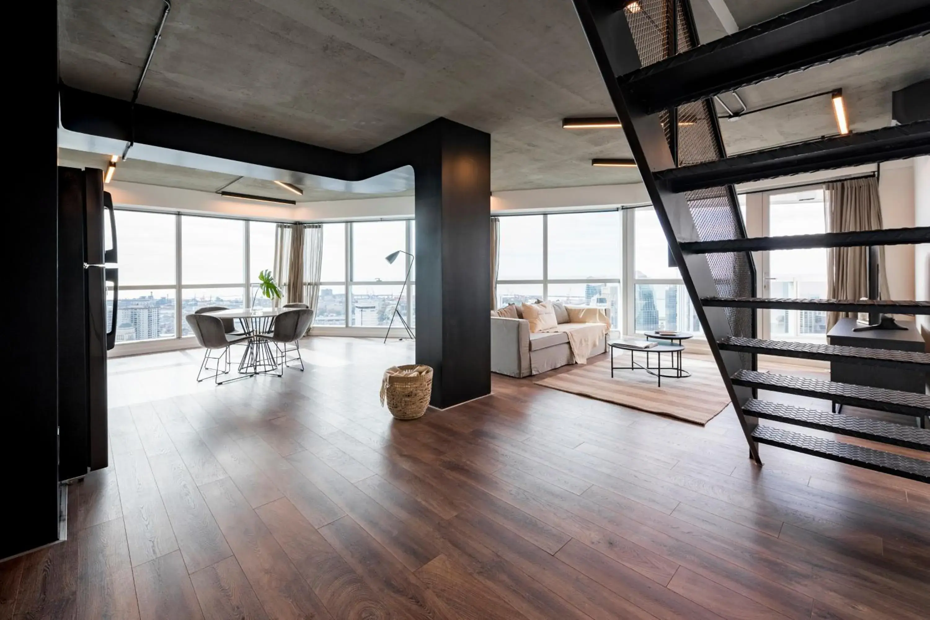 Living room in Top Rentals Downtown Living room in Top Rentals Downtown