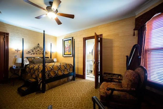 Historic Webster House Bed and Breakfast Inn