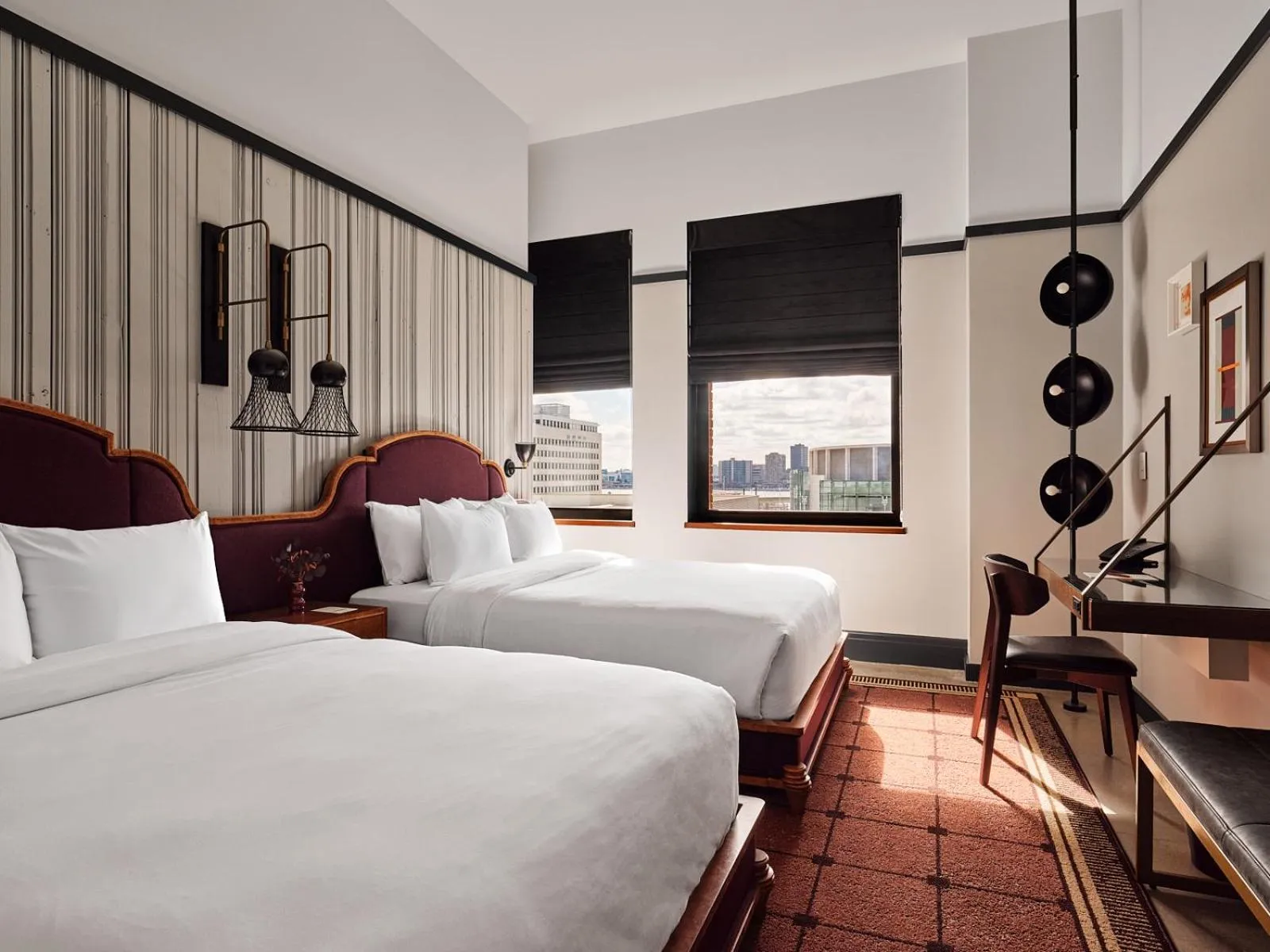 Bedroom, Bed in Detroit Foundation Hotel