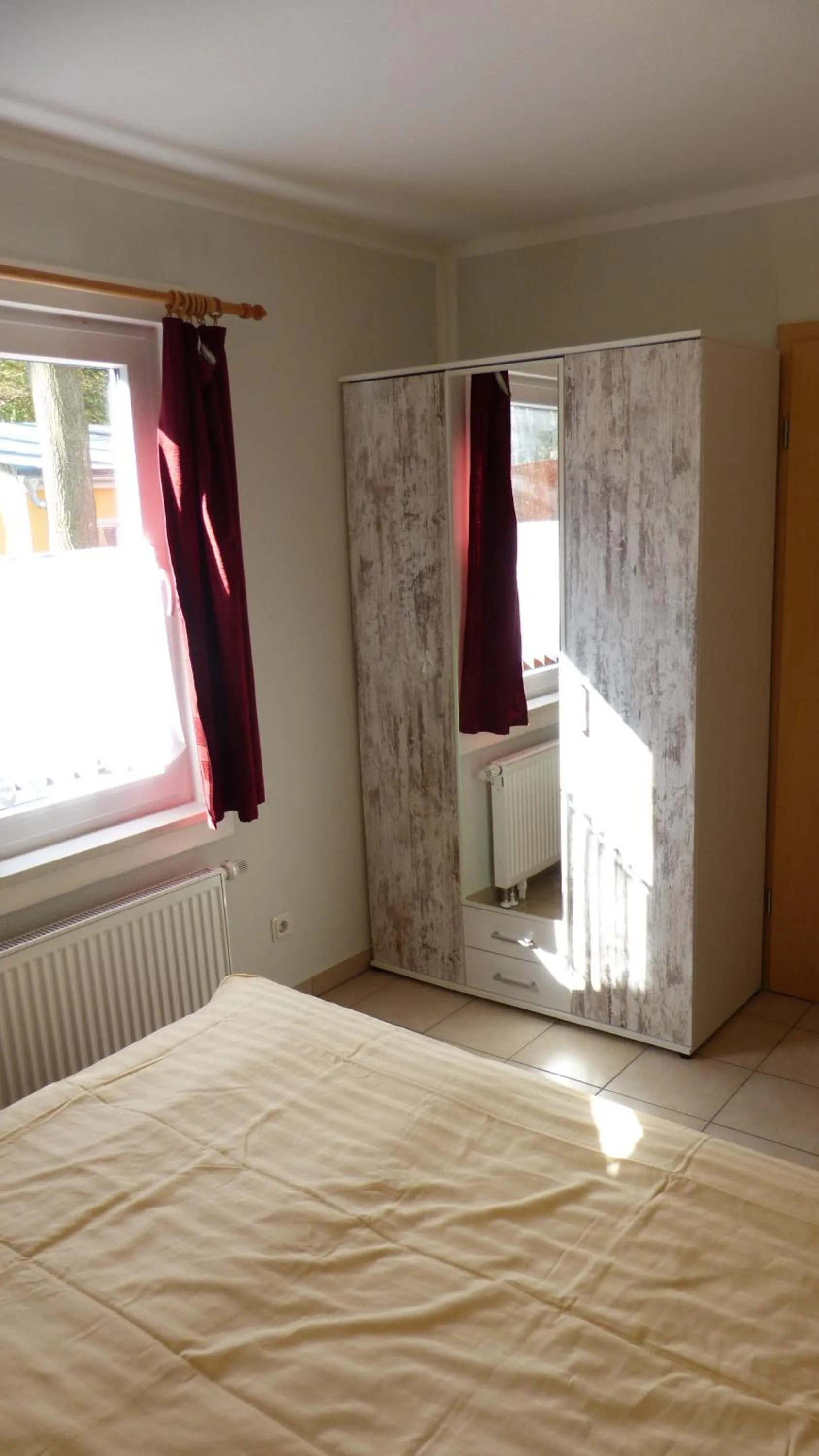 Bedroom, Bed in Bernstein Appartements