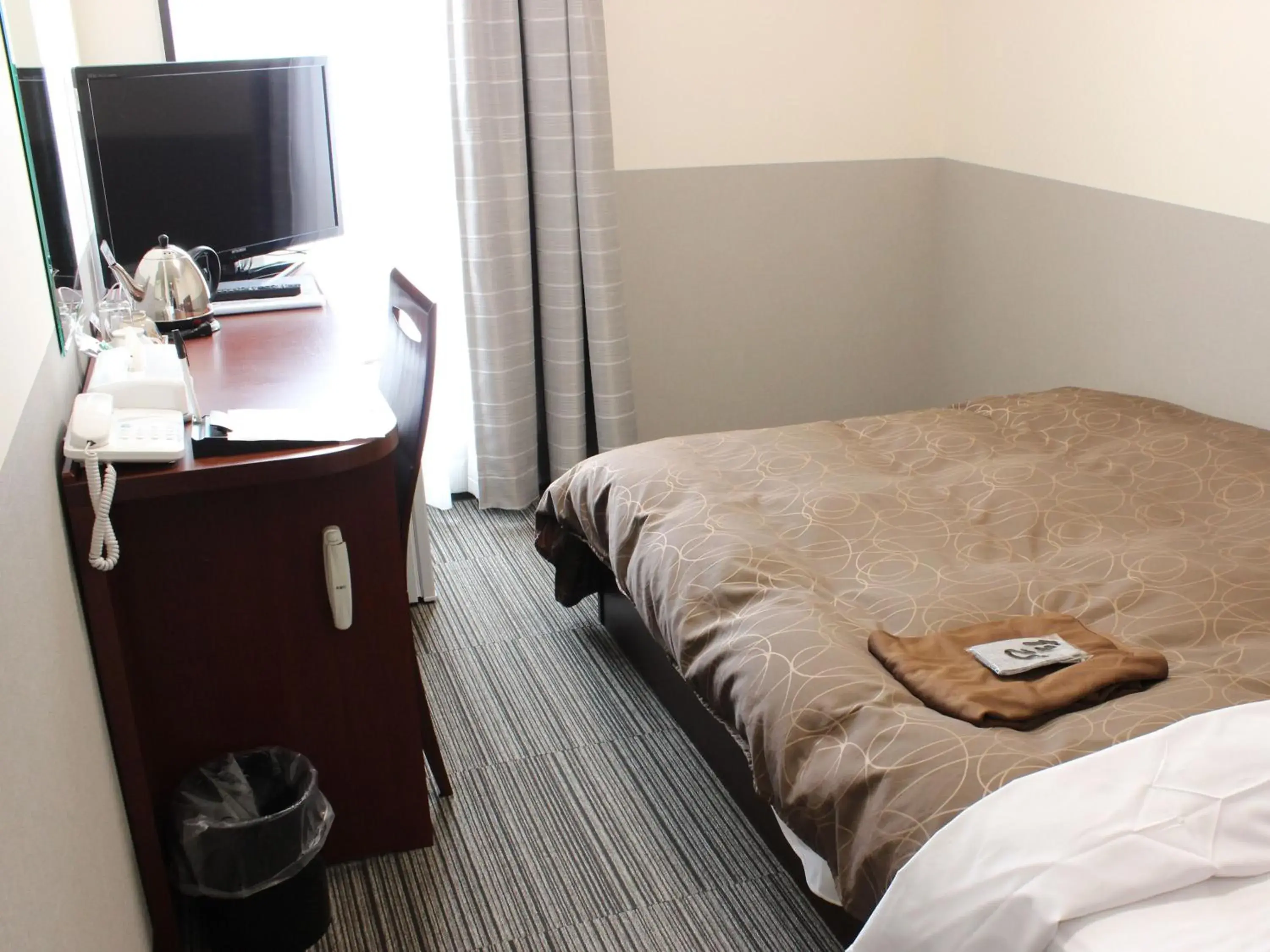 Decorative detail, Bed in Natural SPA, Kanazawa Hotel Yumenoyu Decorative detail, Bed in Natural SPA, Kanazawa Hotel Yumenoyu