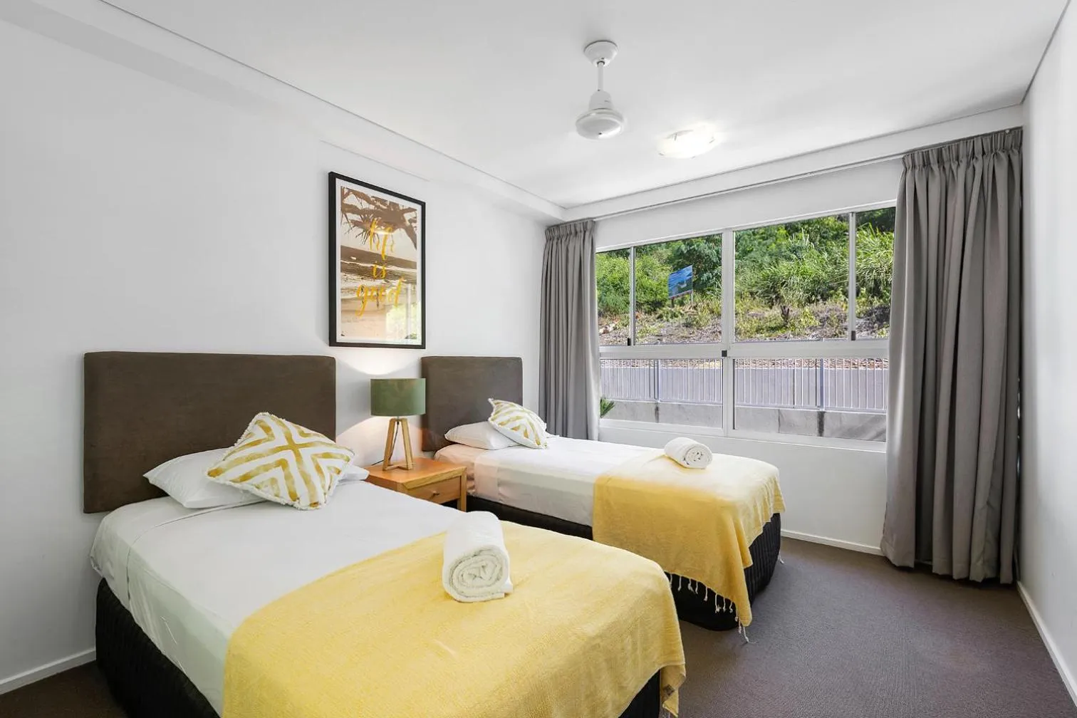 Bedroom, Bed in Azure Sea Whitsunday Resort