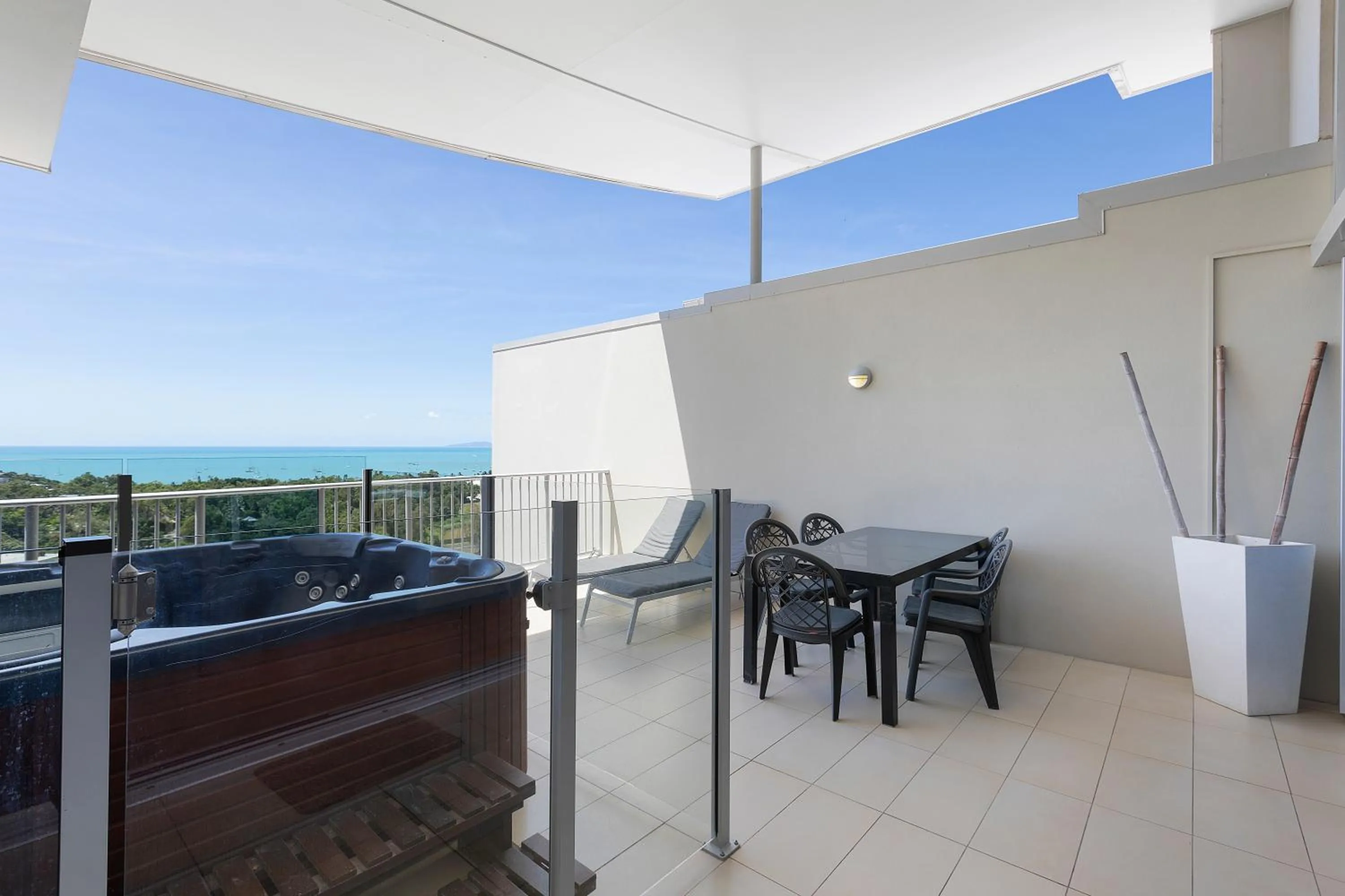 Balcony/Terrace in Azure Sea Whitsunday Resort