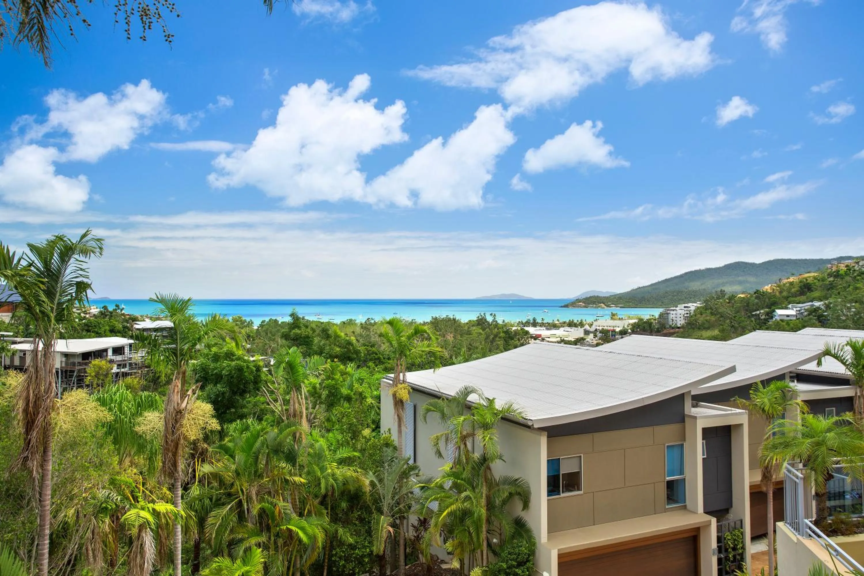 Sea view in Azure Sea Whitsunday Resort