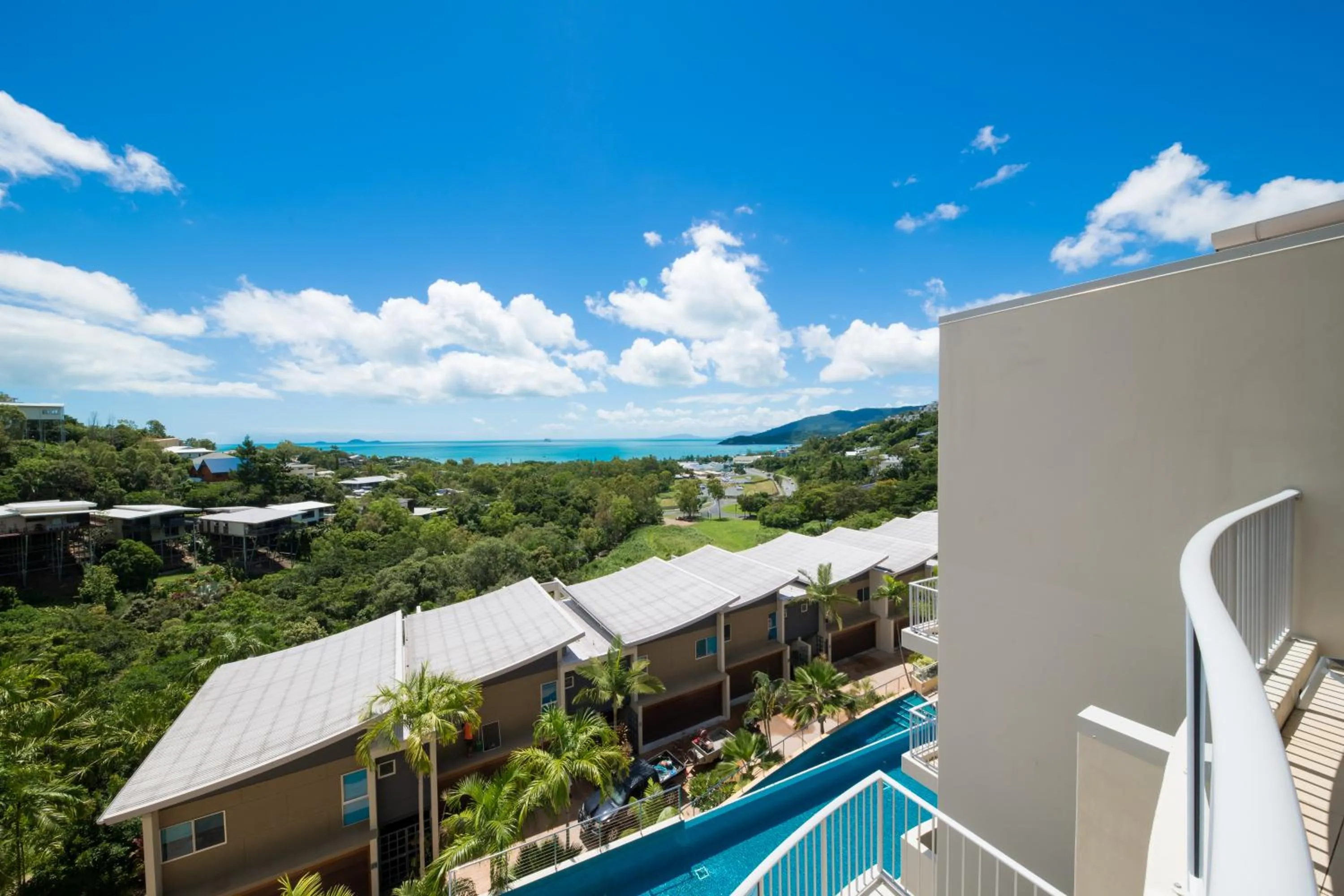 Property building in Azure Sea Whitsunday Resort