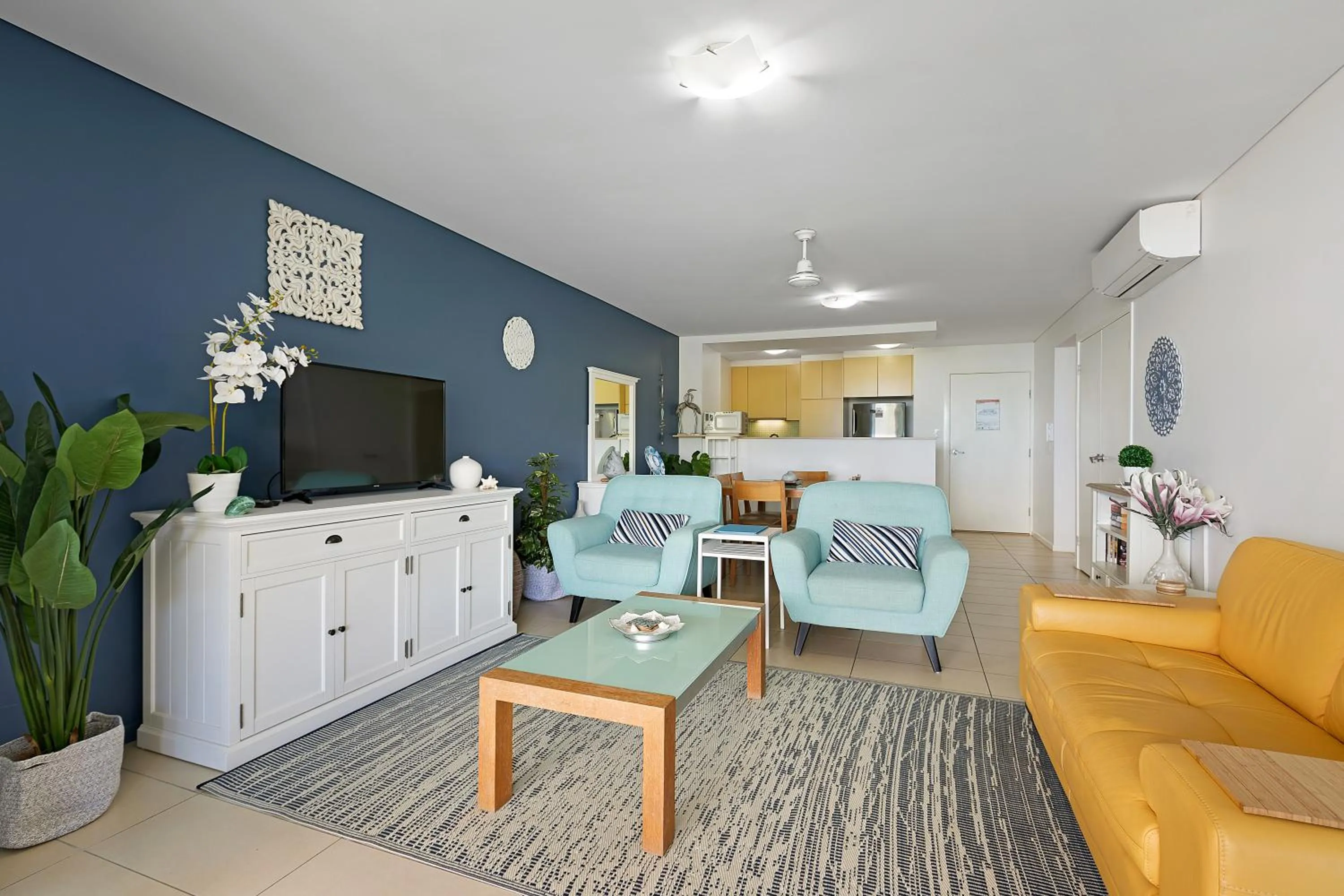 Living room in Azure Sea Whitsunday Resort