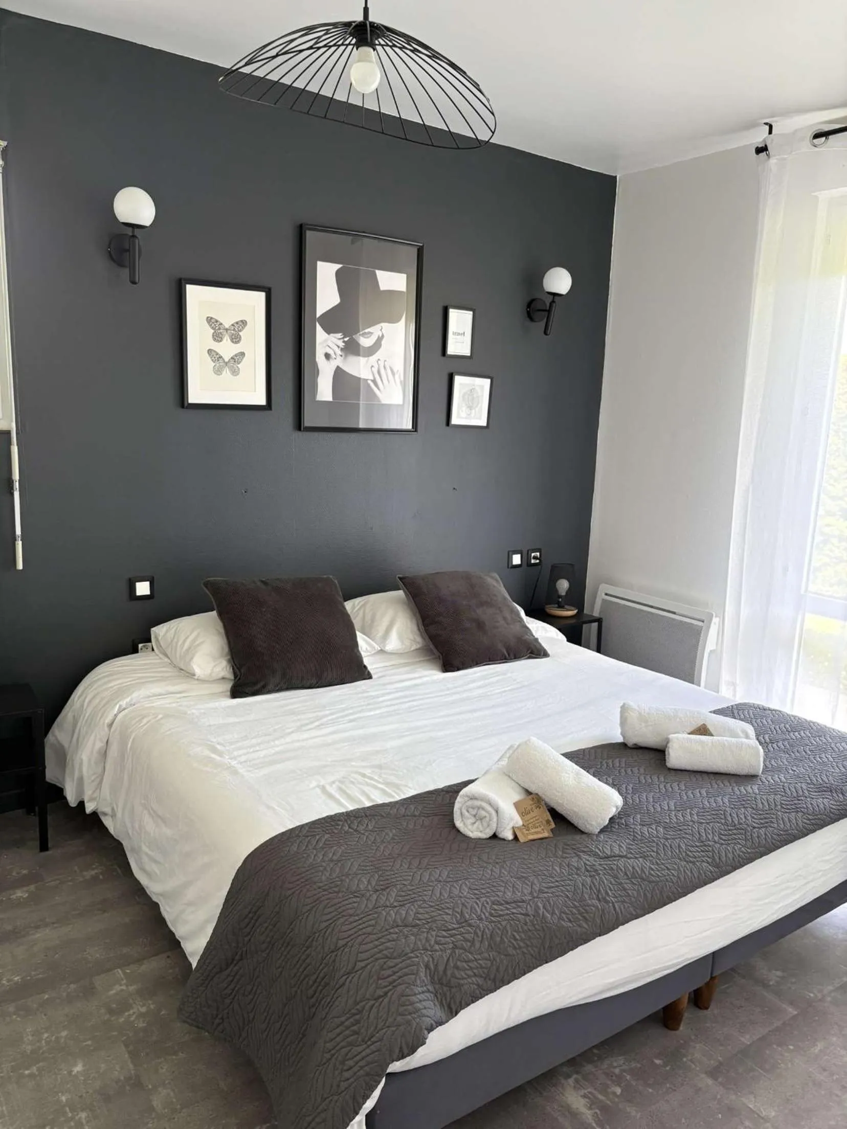 Bed in Residence Croma