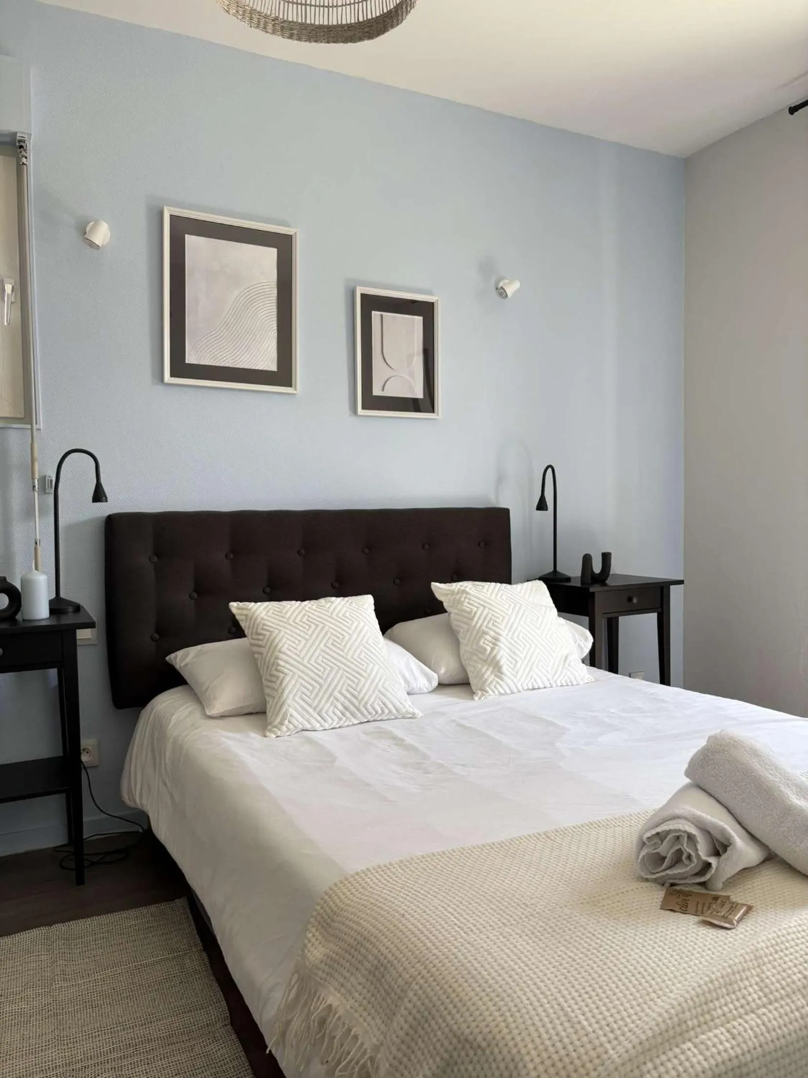 Bed in Residence Croma